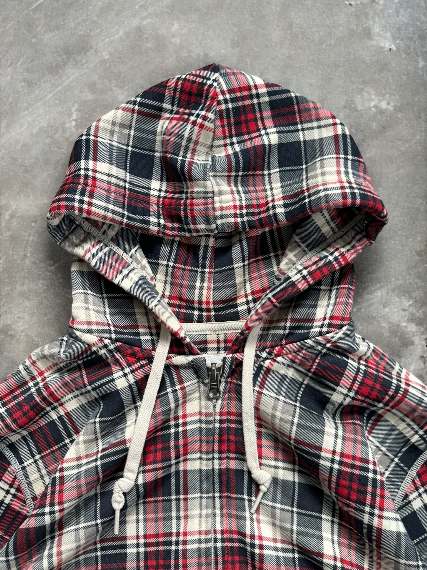 Vintage navy blue red and cream Uniqlo tartan / plaid zip up hoodie (S)