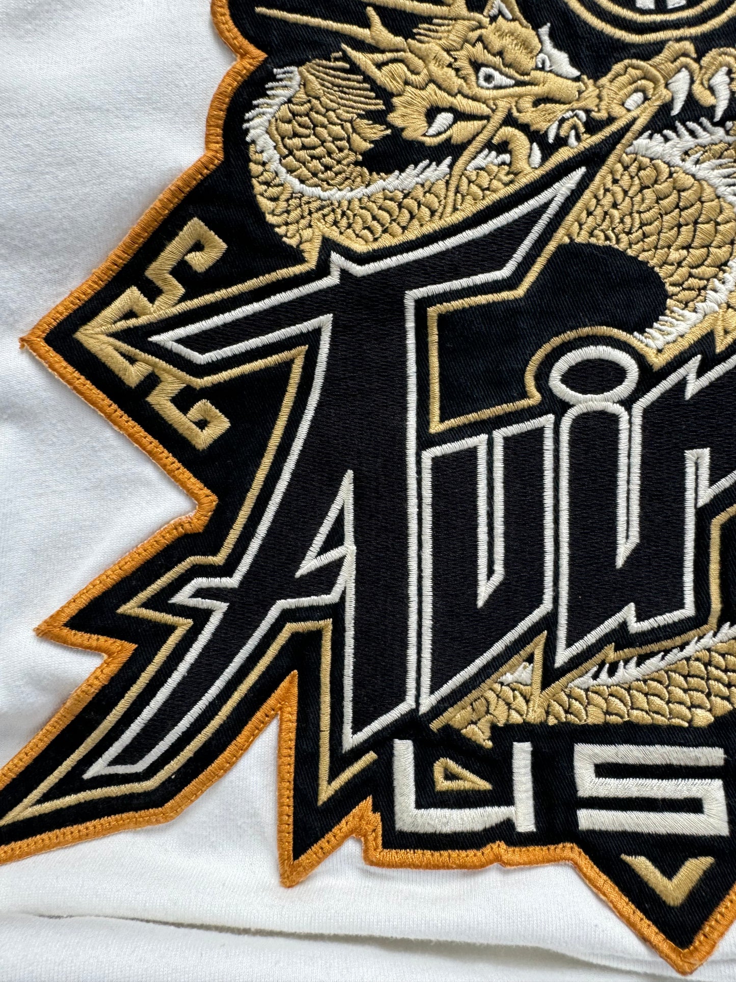 Vintage 2000's Avirex dragon embroidered long sleeve t shirt (M)