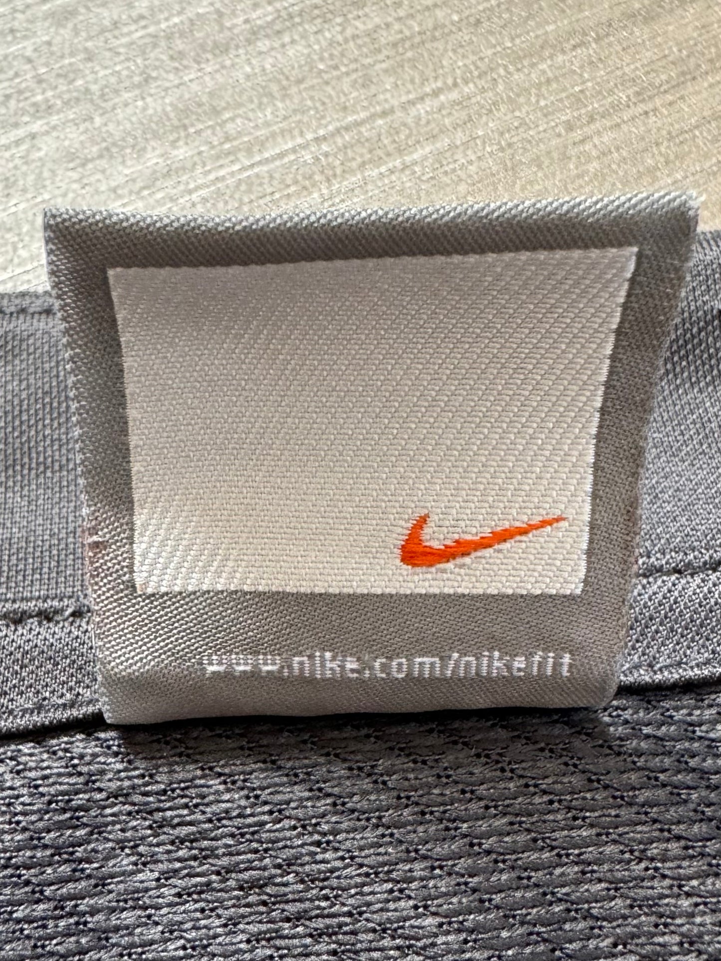 Vintage 2000's Nike T90 swoosh crest logo printed graphic two tone technical panelled t shirt (XL)