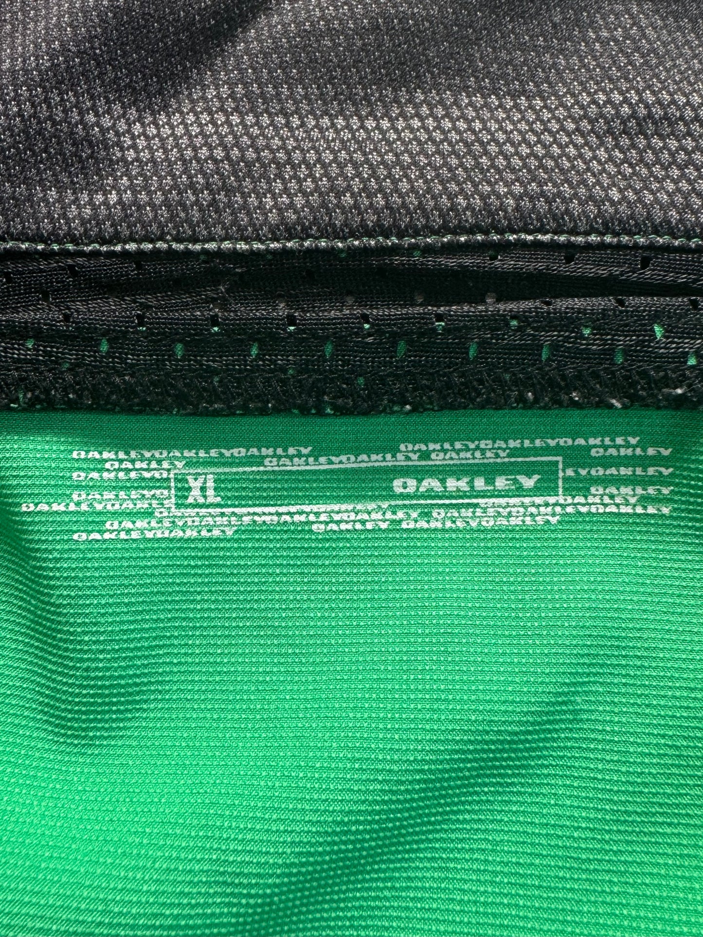 Vintage 2000's Oakley technical panelled jacket (L)
