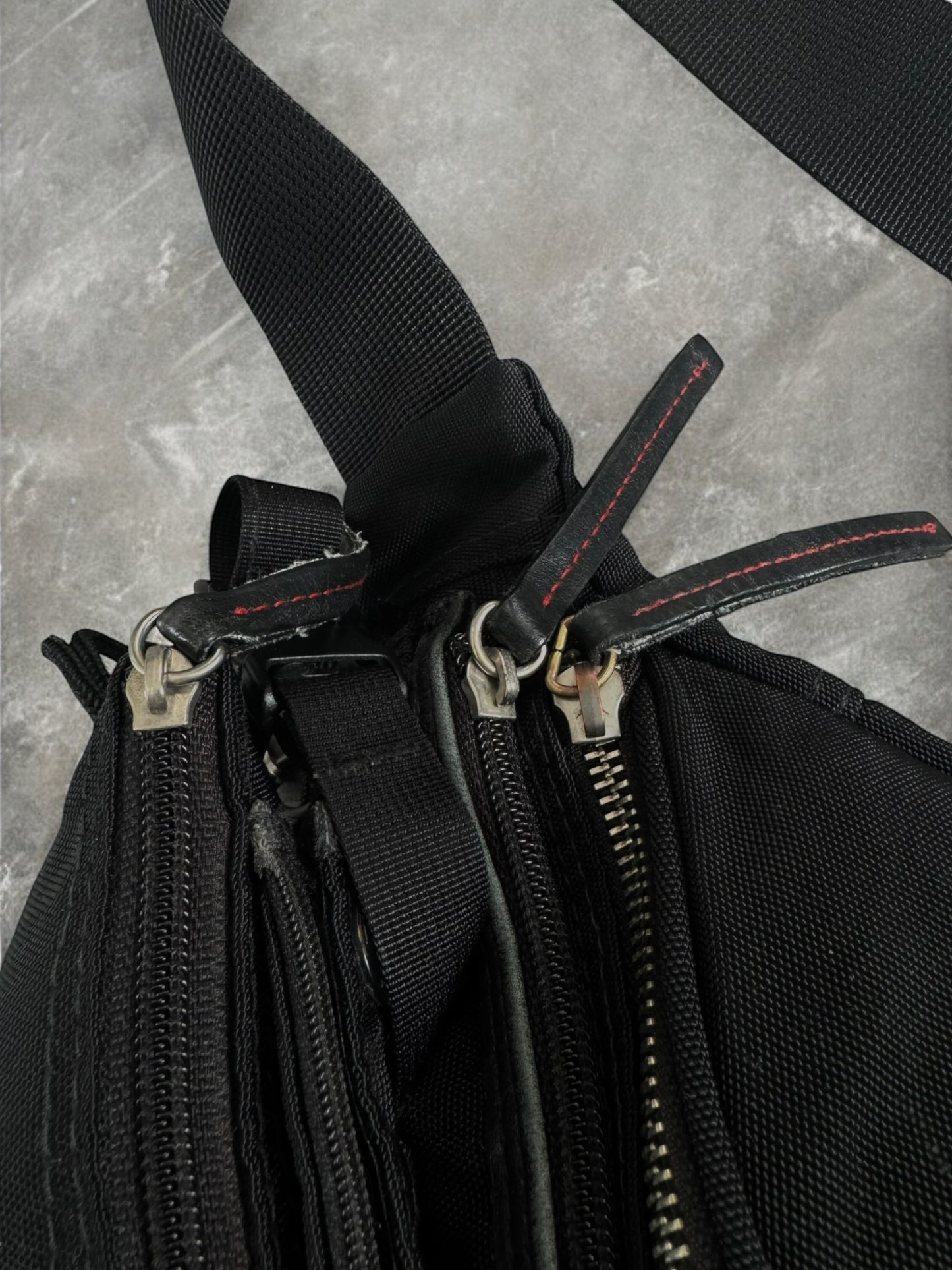 Vintage 90's black and grey archival ToughJeans
INC technical metal clip sling bag / waist bag