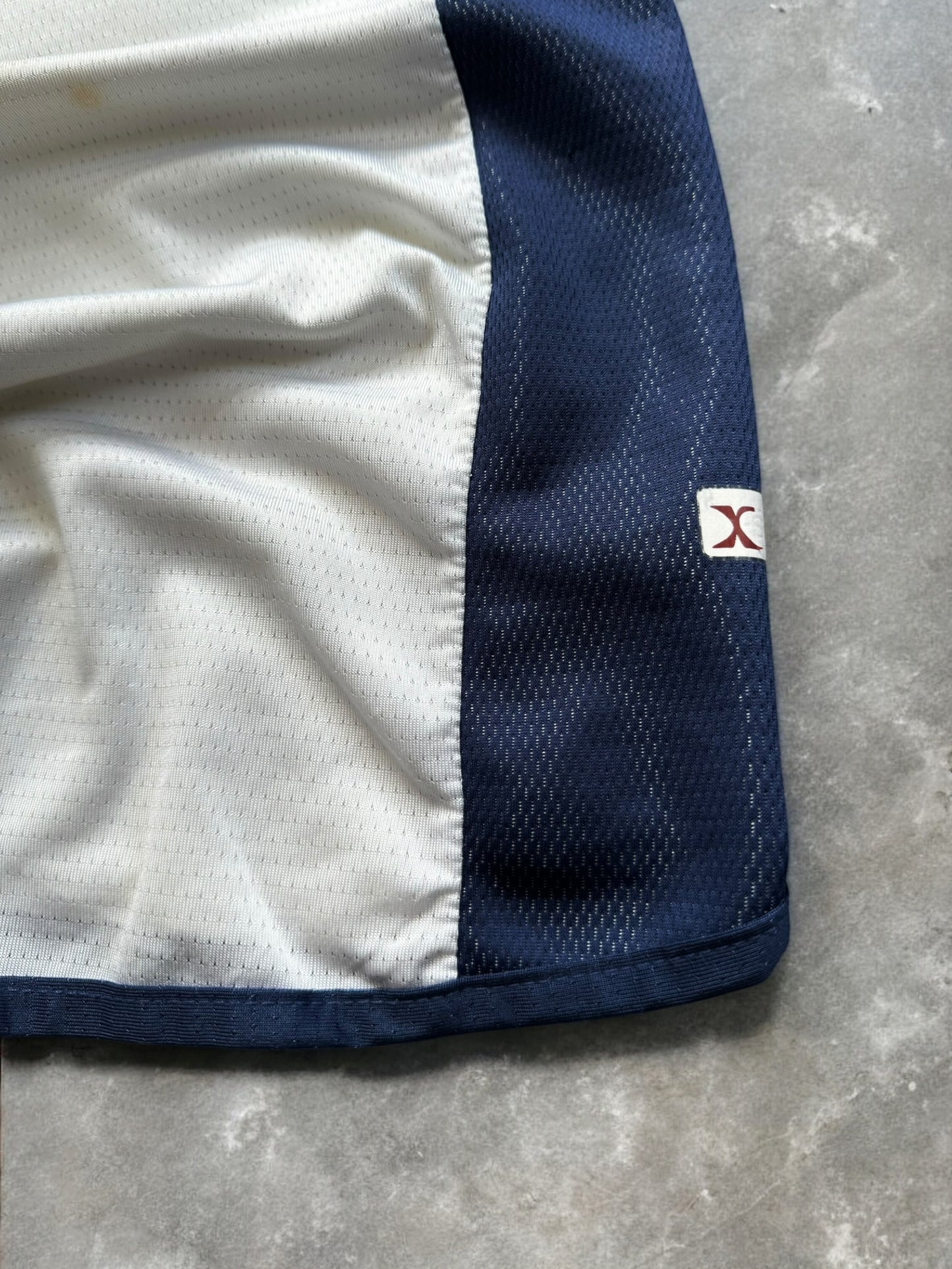 Vintage 2000's Umbro technical panelled mesh t shirt (L)