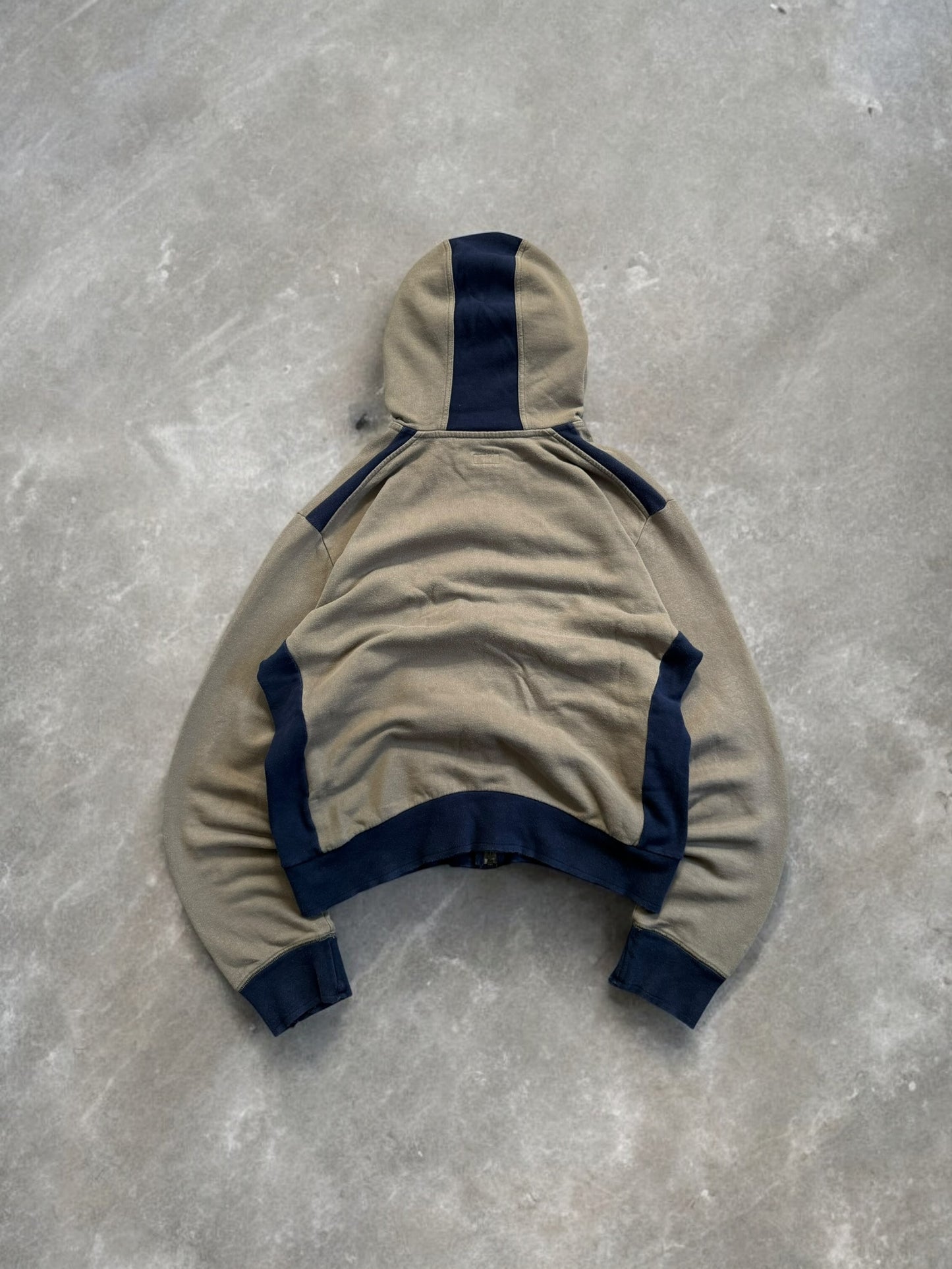 Vintage 2000's distressed Armani Jeans zip up hoodie (M)