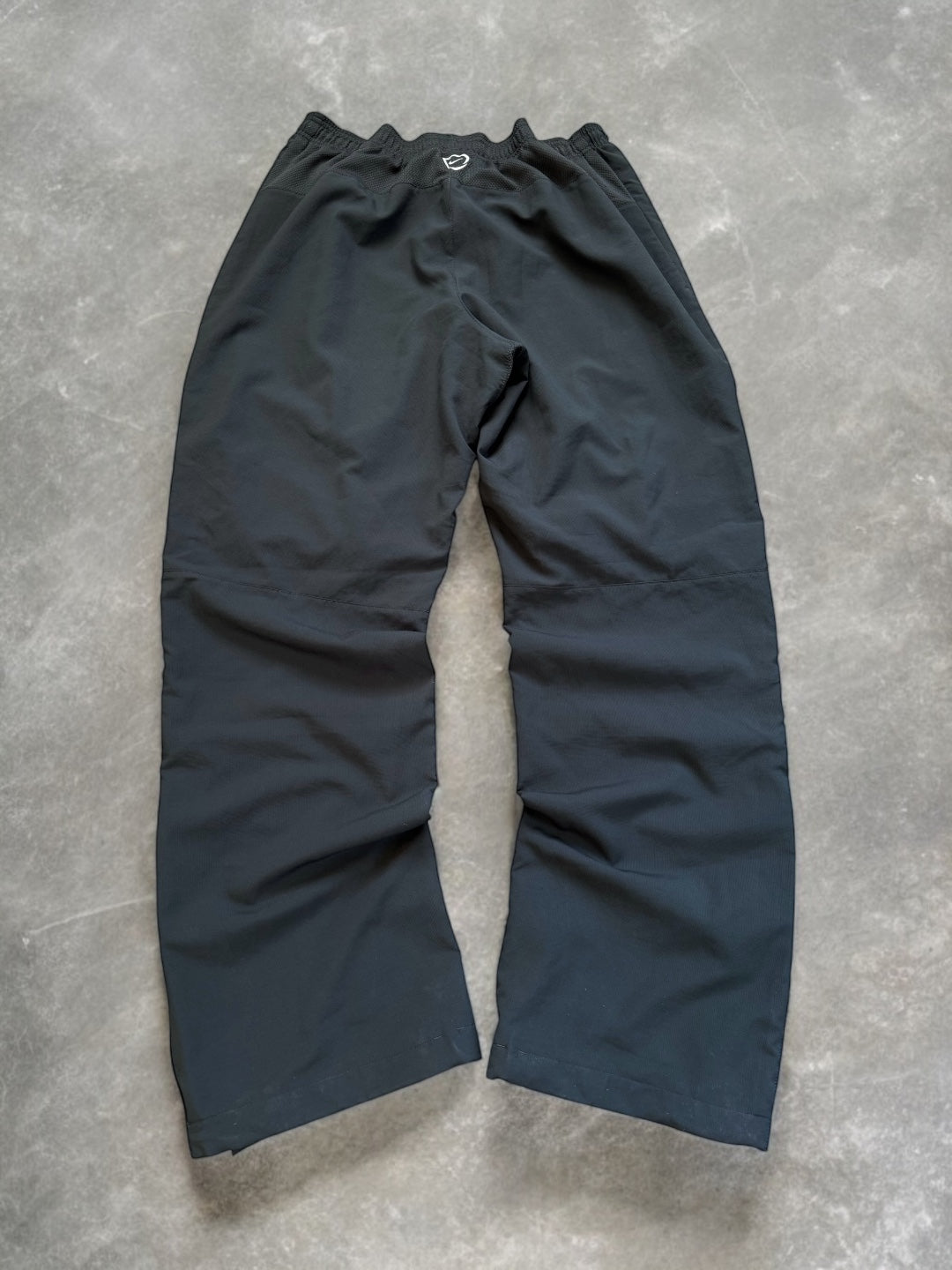 Vintage 2000's grey Nike Juventus football joggers/track pants (XL)
