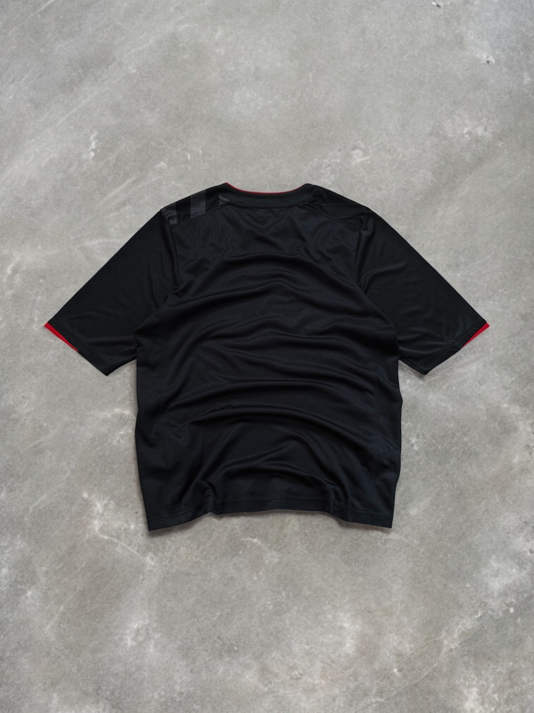 Vintage 2000's Nike T90 two tone panelled striped technical t shirt (S)