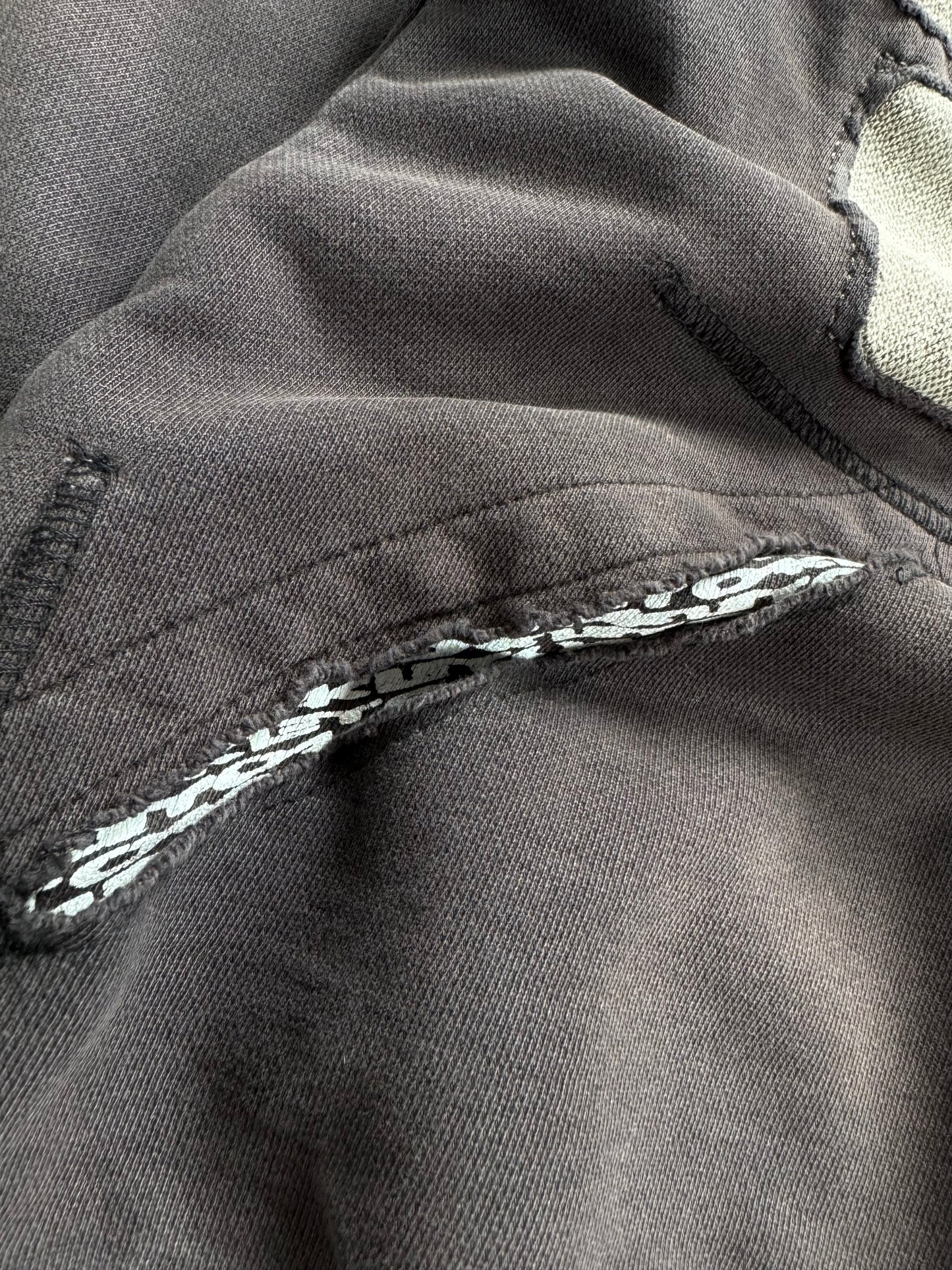 Vintage 2000's brown and beige distressed Oakley graphic print logo zip up hoodie (M)