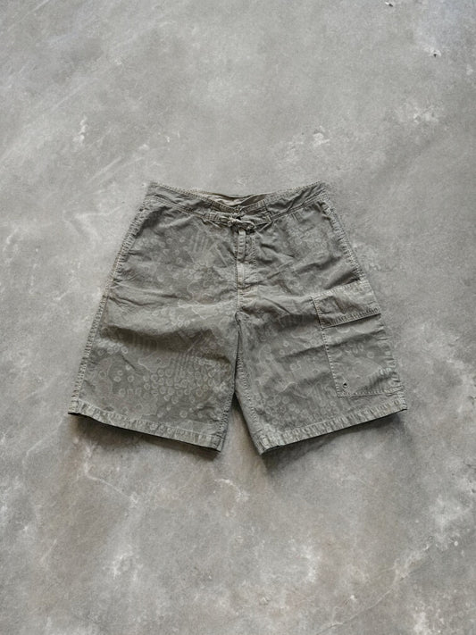 Vintage 90's cream / beige desert camo CP Company cargo shorts (M)