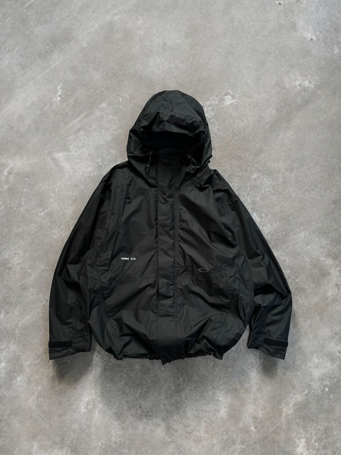 Vintage black Oakley FGL technical packable jacket (M)