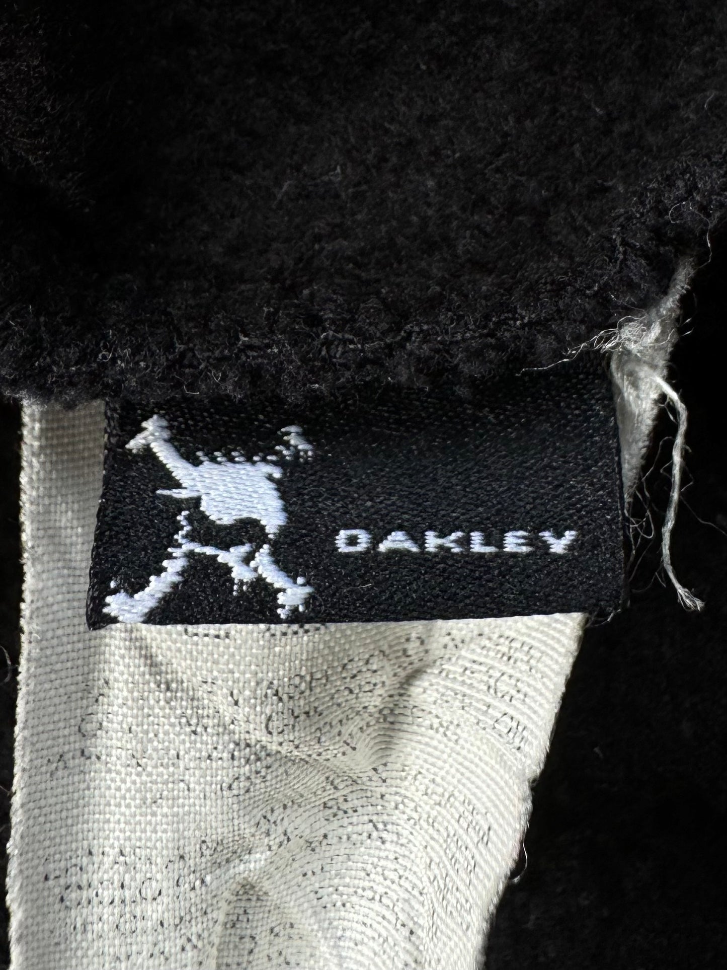 Vintage 2000's black Oakley graphic print logo zip up hoodie (L)