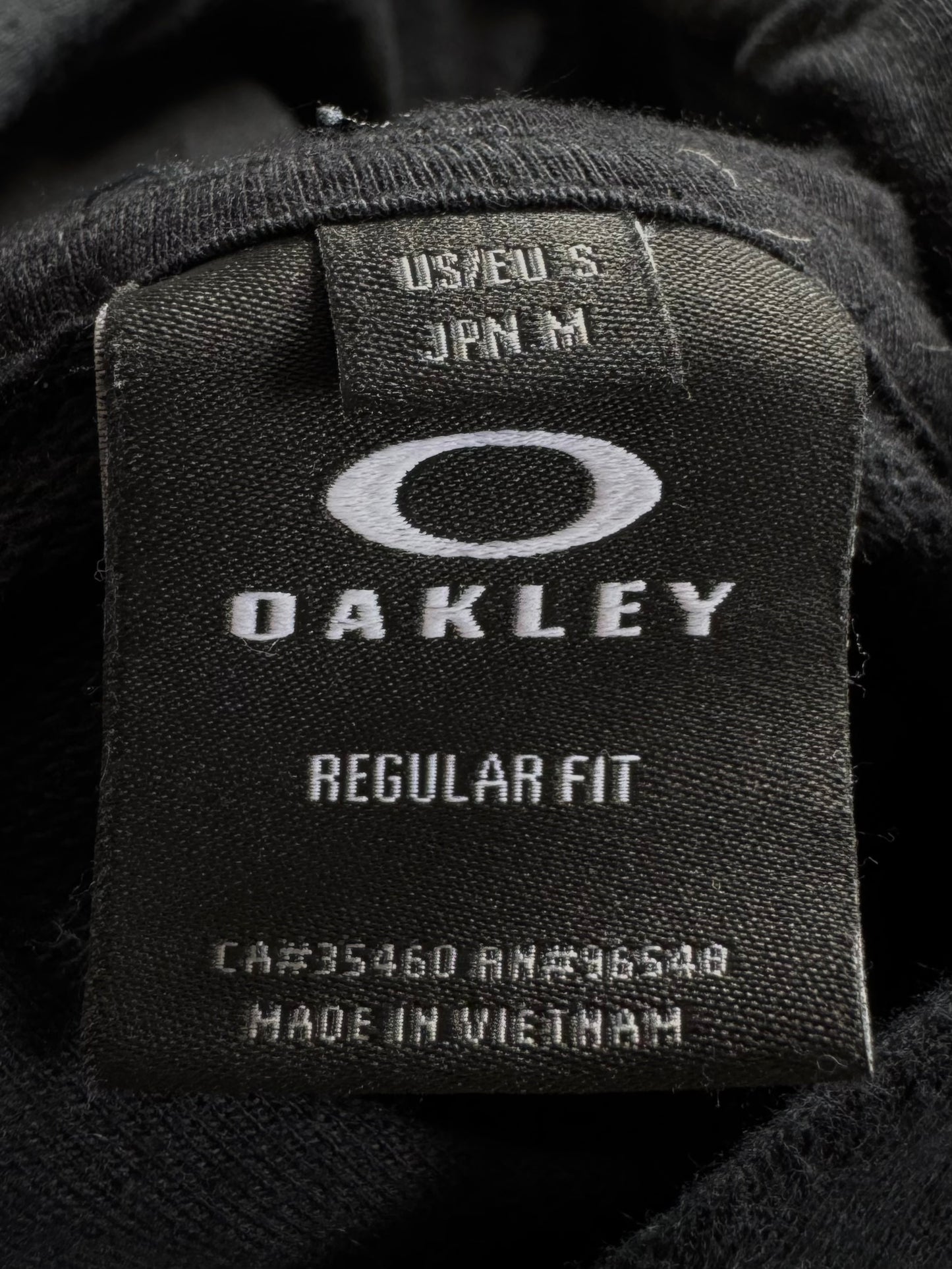 Vintage 2000's Oakley graphic print centre logo hoodie (S)