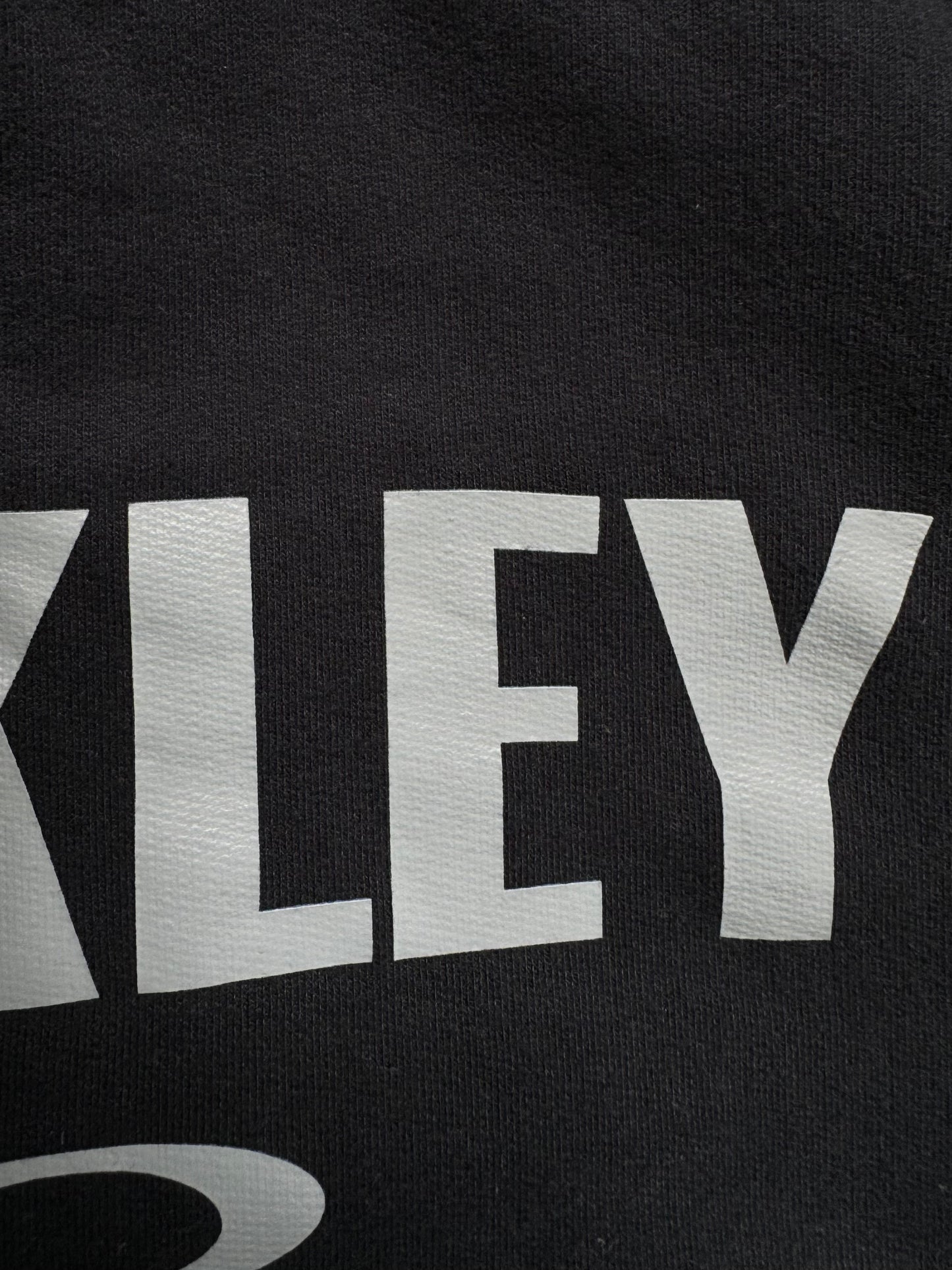 Vintage 2000's Oakley graphic print centre logo hoodie (S)
