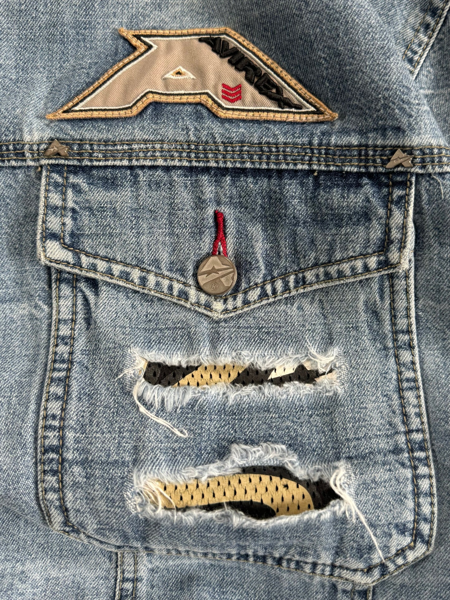 Vintage 90's light wash Avirex denim jacket (XL)