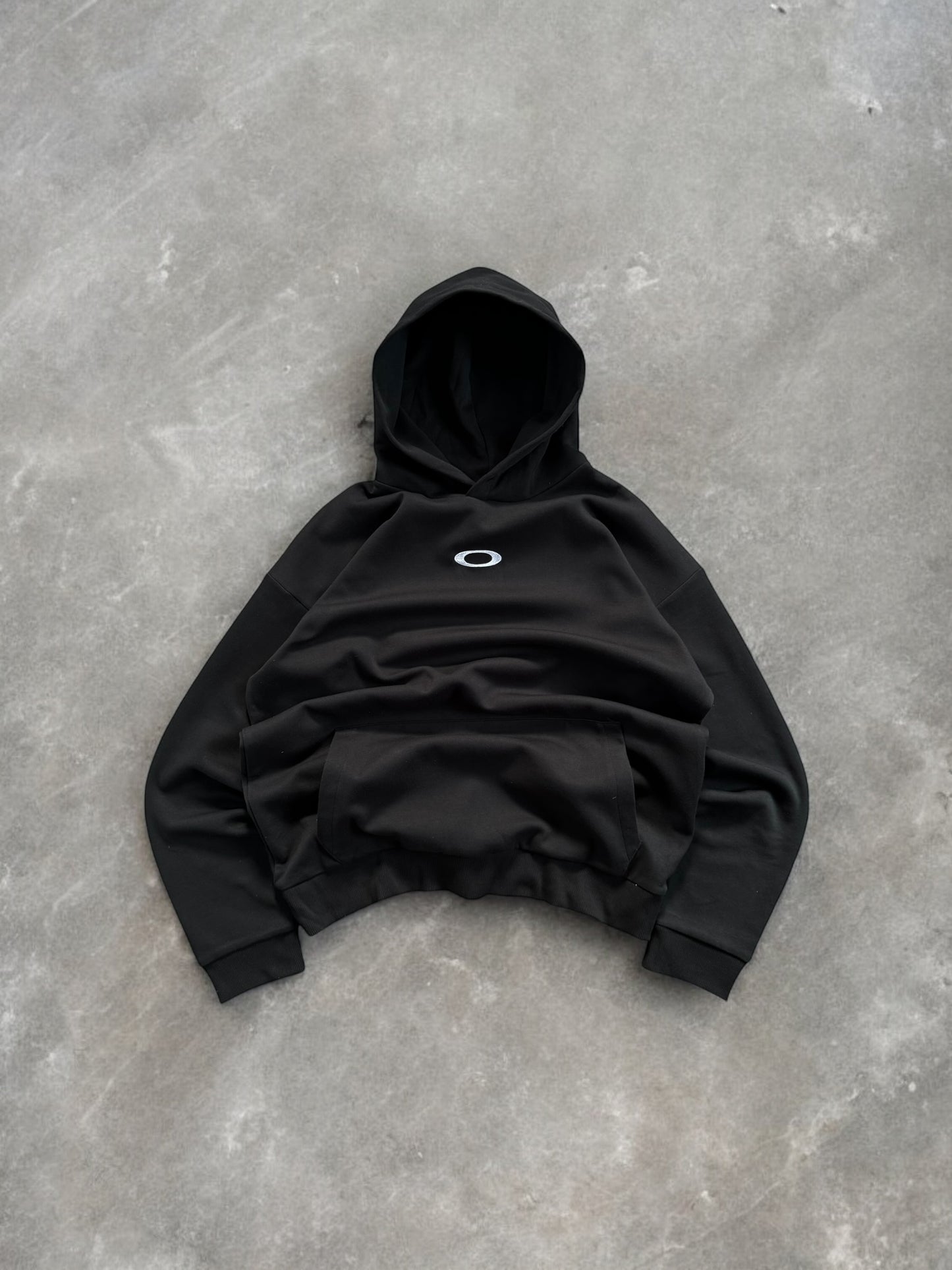 Black and white Oakley centre logo embroidered hoodie (L)