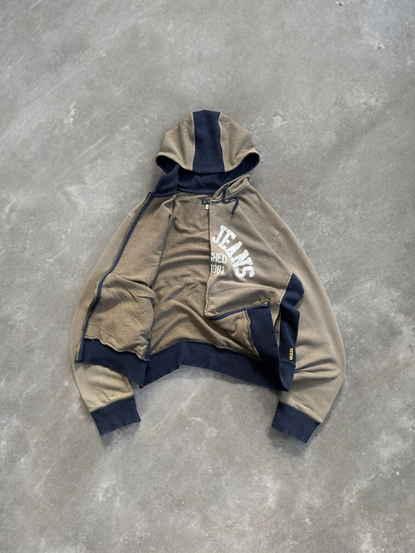 Vintage 2000's distressed Armani Jeans zip up hoodie (M)