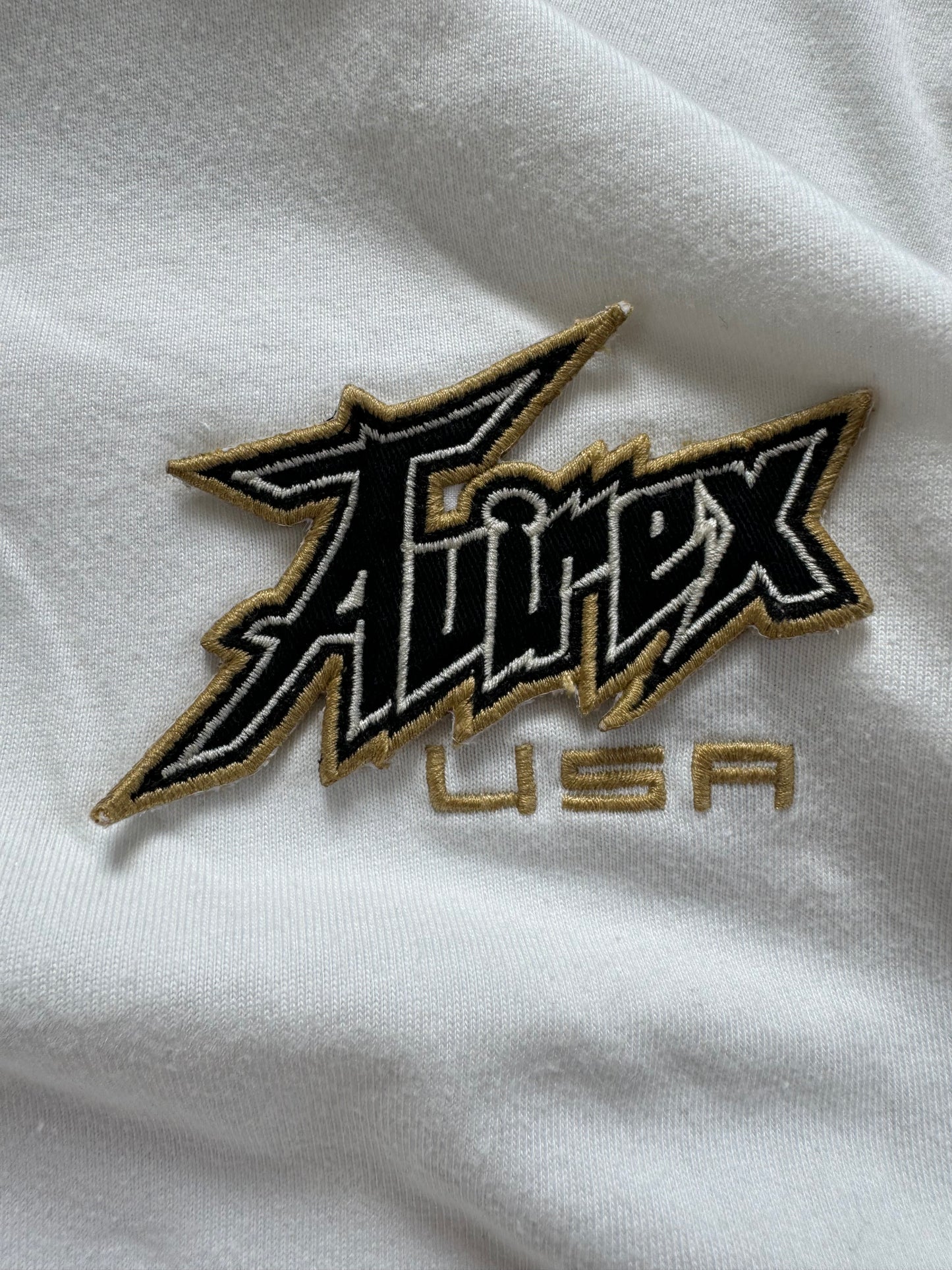 Vintage 2000's Avirex dragon embroidered long sleeve t shirt (M)