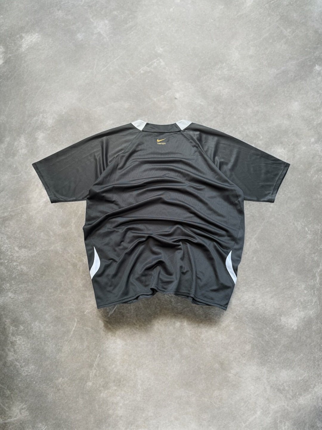 Vintage 2000's Nike T90 swoosh crest logo printed graphic two tone technical panelled t shirt (XL)