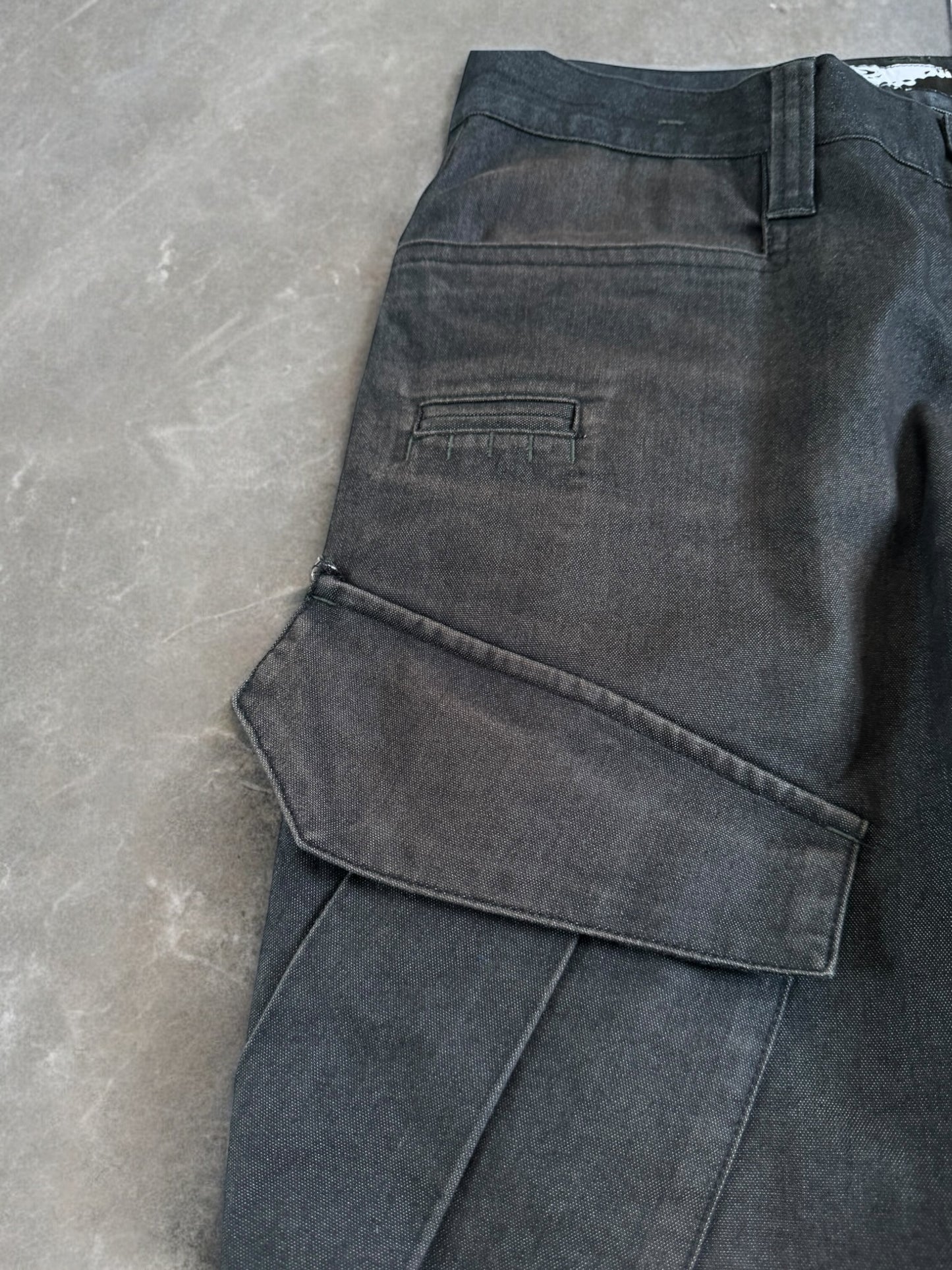 Vintage 2000's grey Oakley industrial archival technical cargo pants (M)
