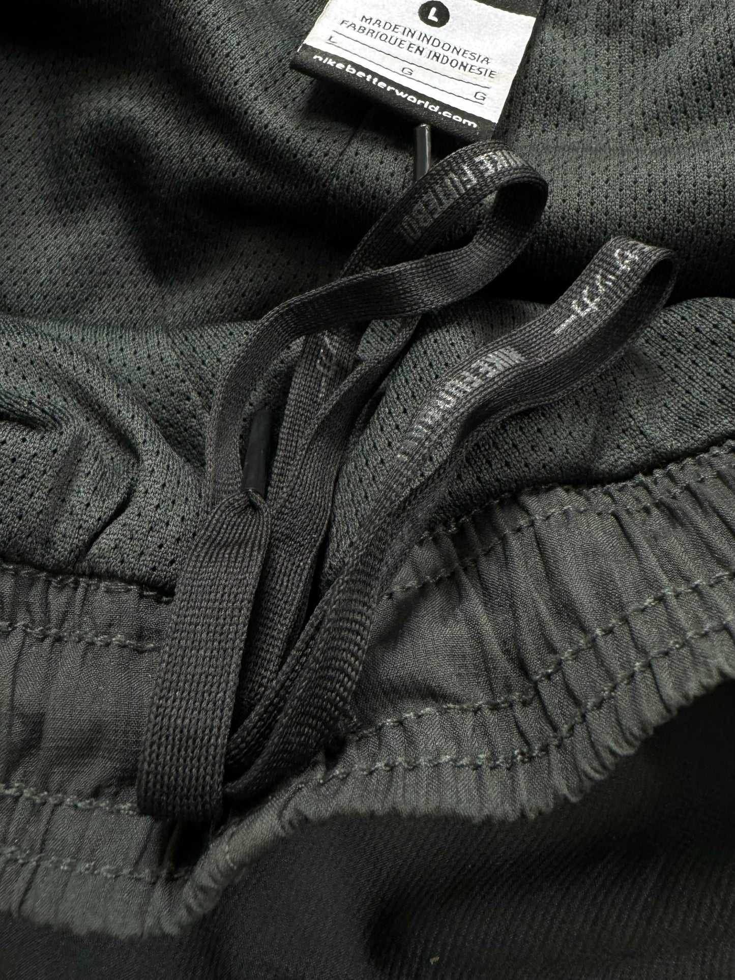 Vintage dark green and neon Nike Brazil football joggers/track pants (L)