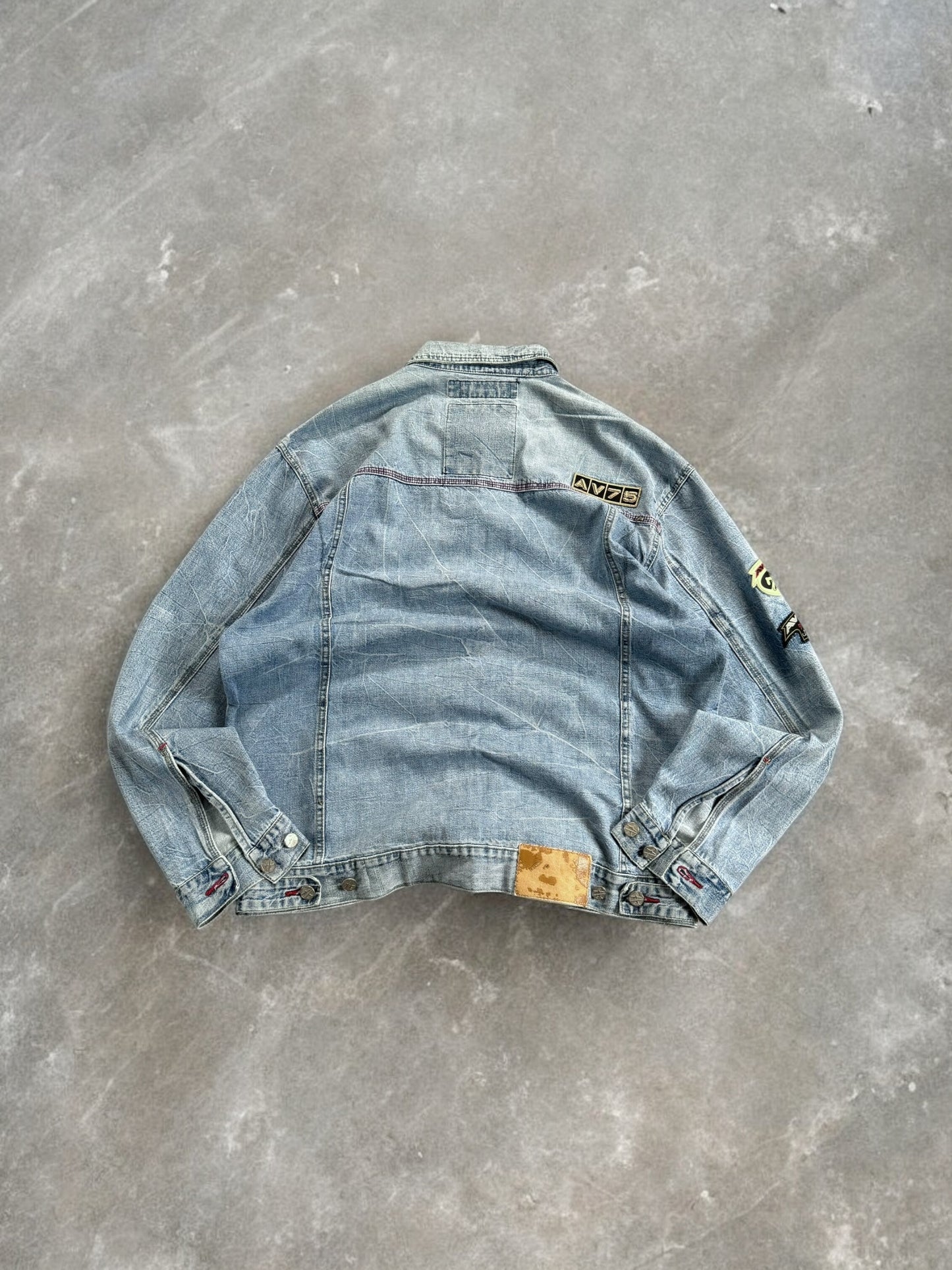 Vintage 90's light wash Avirex denim jacket (XL)
