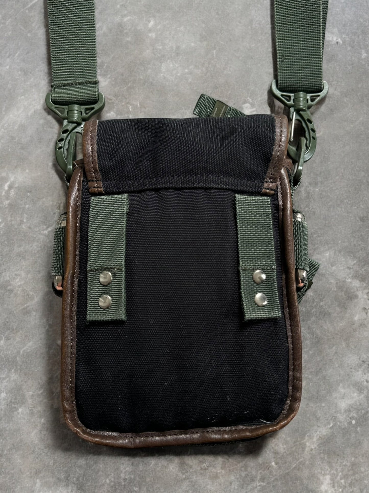 Vintage 2000's Y2K black and khaki green Diesel technical sling bag / crossbody bag