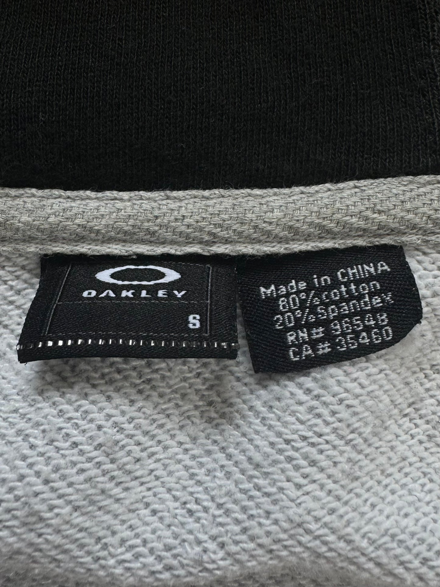 Vintage 2000's grey and black Oakley graphic print logo zip up hoodie (S)