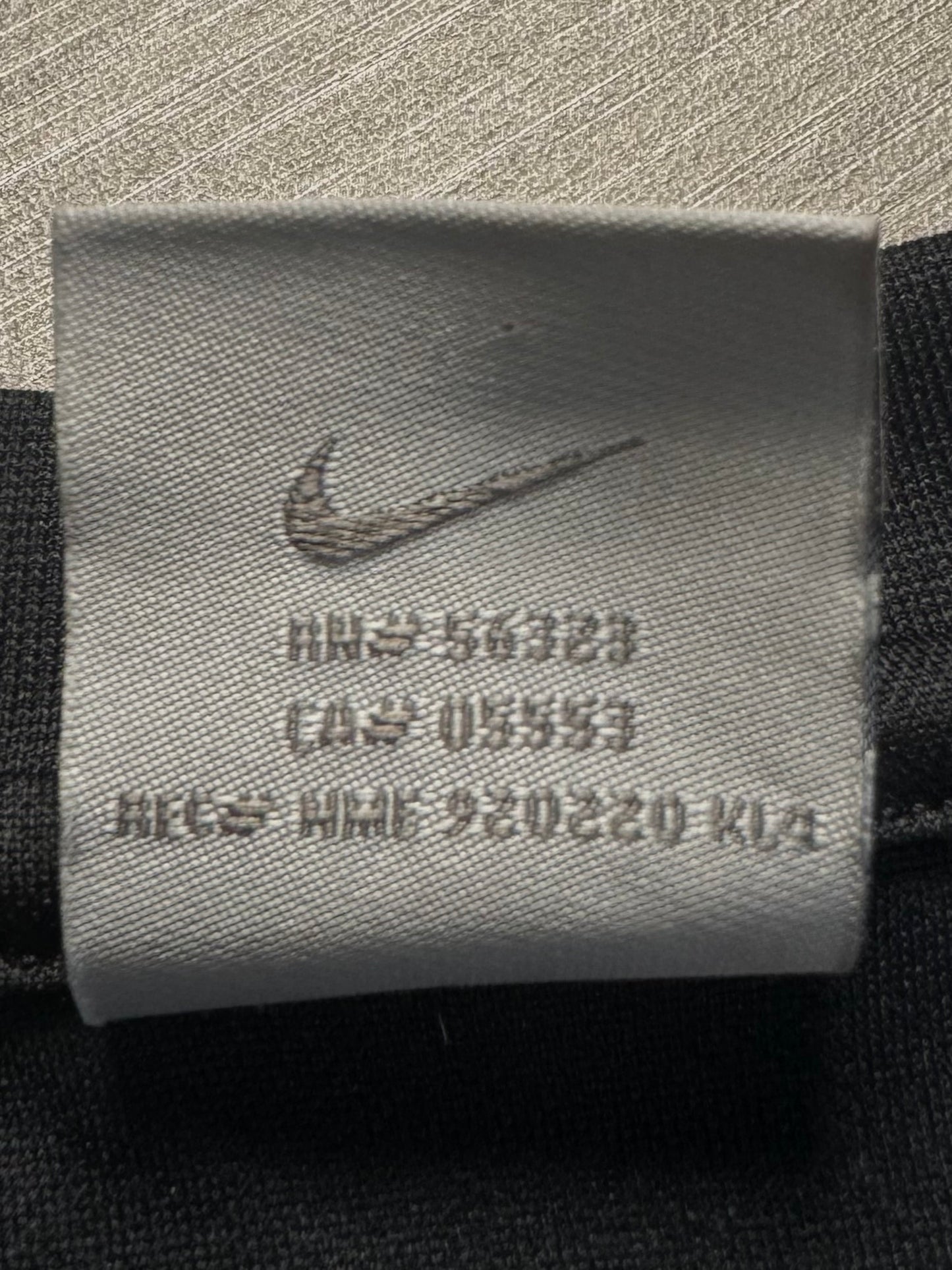 Vintage 2000's Nike T90 swoosh crest logo printed graphic two tone t shirt (M)