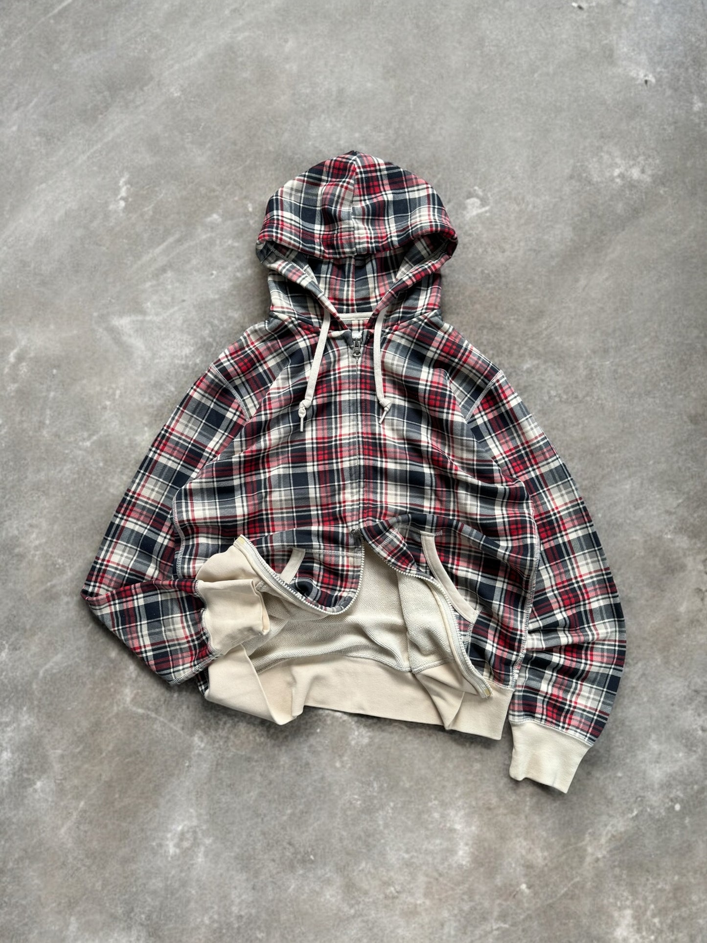 Vintage navy blue red and cream Uniqlo tartan / plaid zip up hoodie (S)