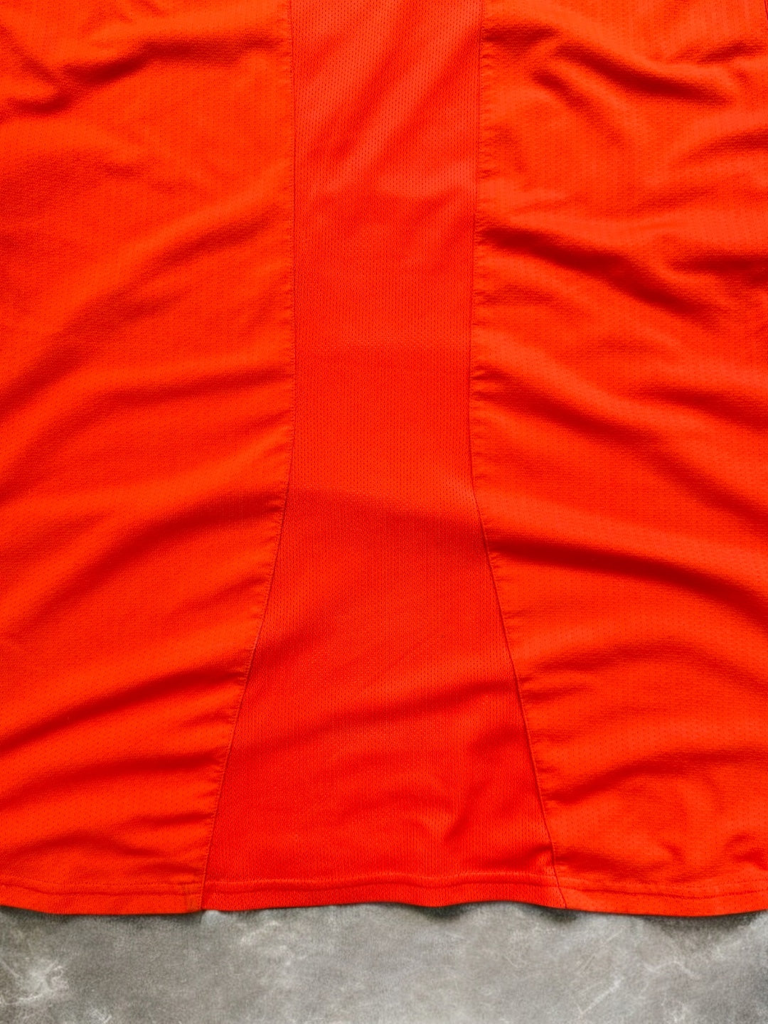 Vintage 2000's Nike T90 sunset orange two tone panelled technical t shirt (L)