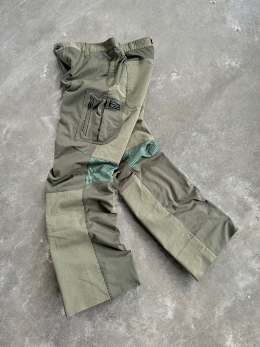 Vintage 2000's Oakley archival technical cargo pants (L)