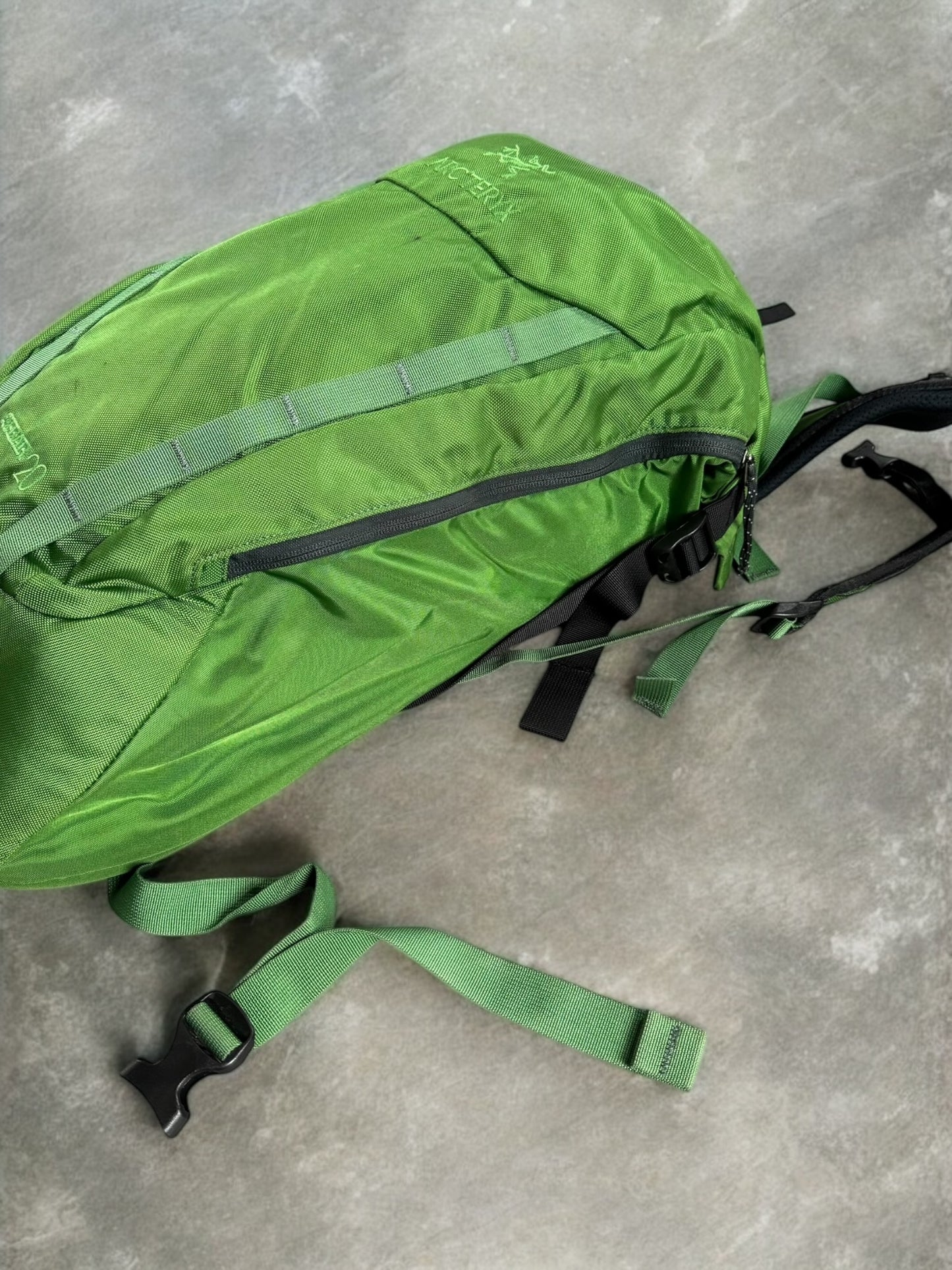 Vintage Arc'teryx Spear 20 technical backpack