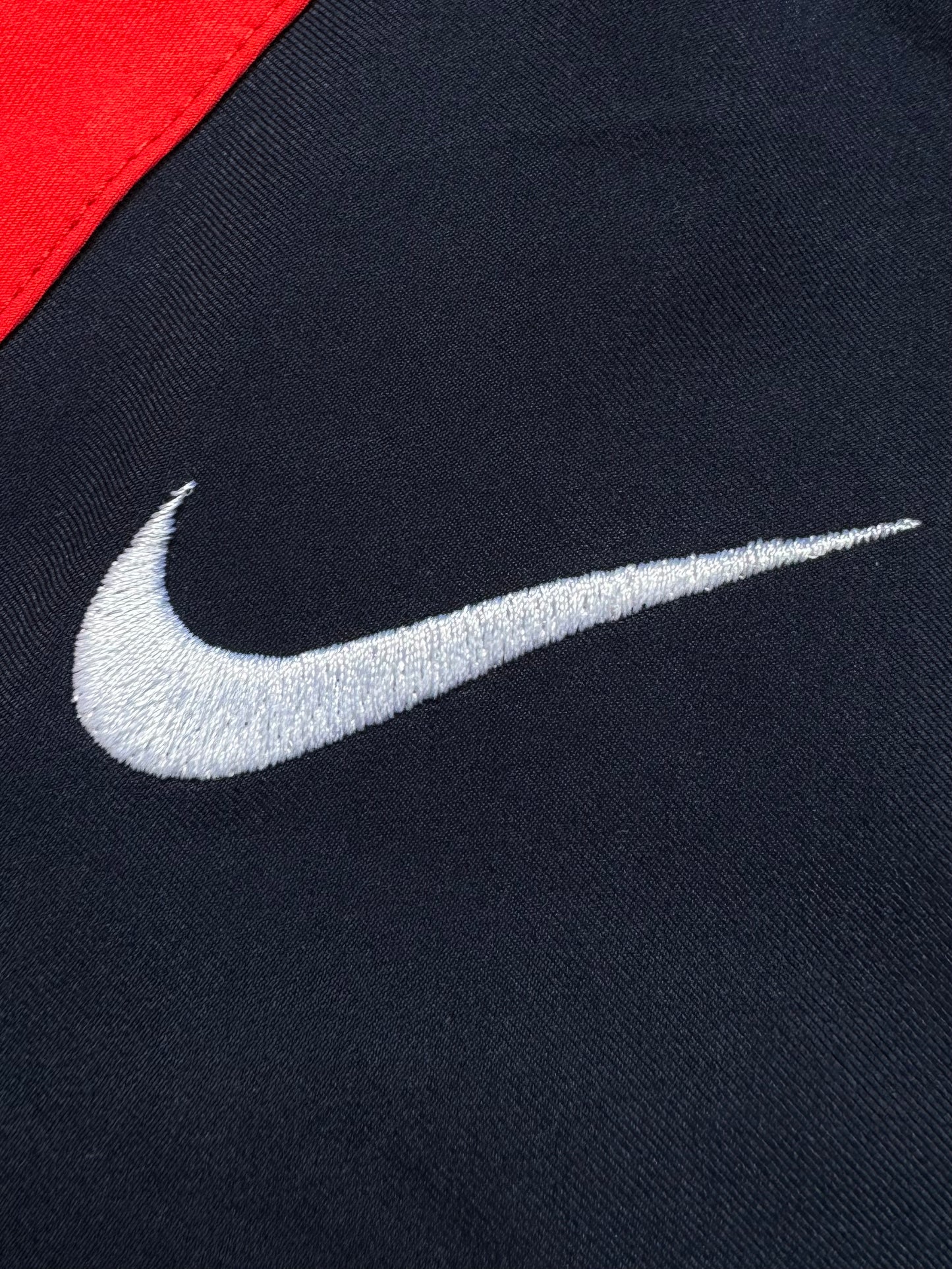 Vintage 2000's navy and red Nike T90 two tone panelled technical t shirt (L)