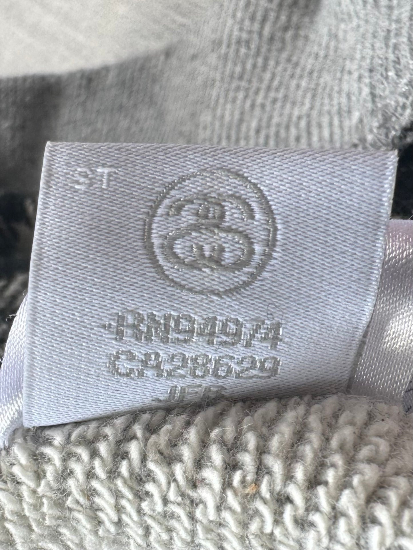 Vintage 2000's grey white and black Stussy tartan plaid jumper (S)