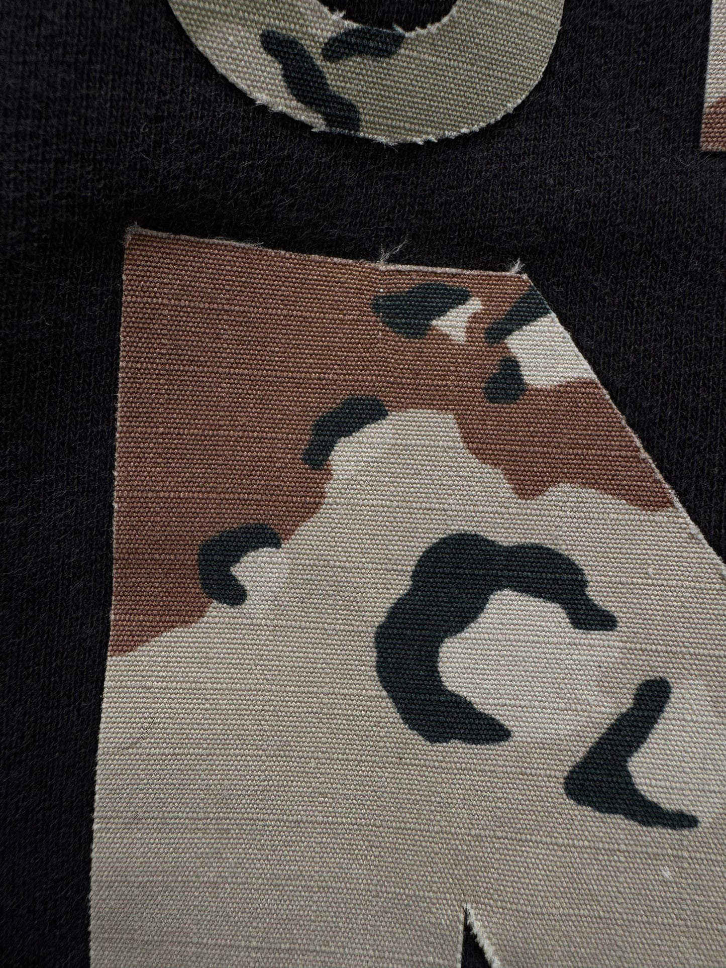 Vintage 2000's black and desert camo Stussy graphic hoodie (S)