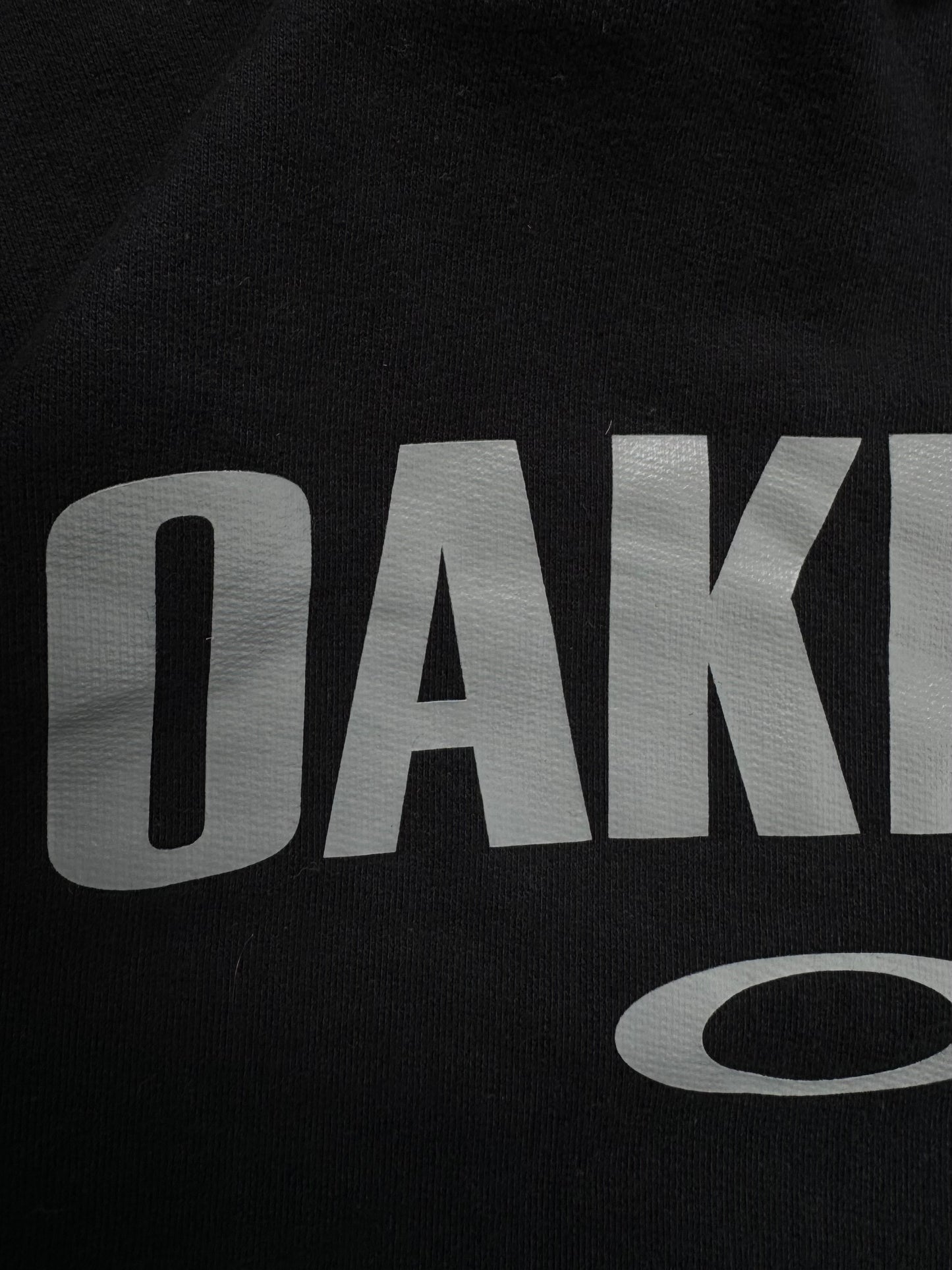 Vintage 2000's Oakley graphic print centre logo hoodie (S)