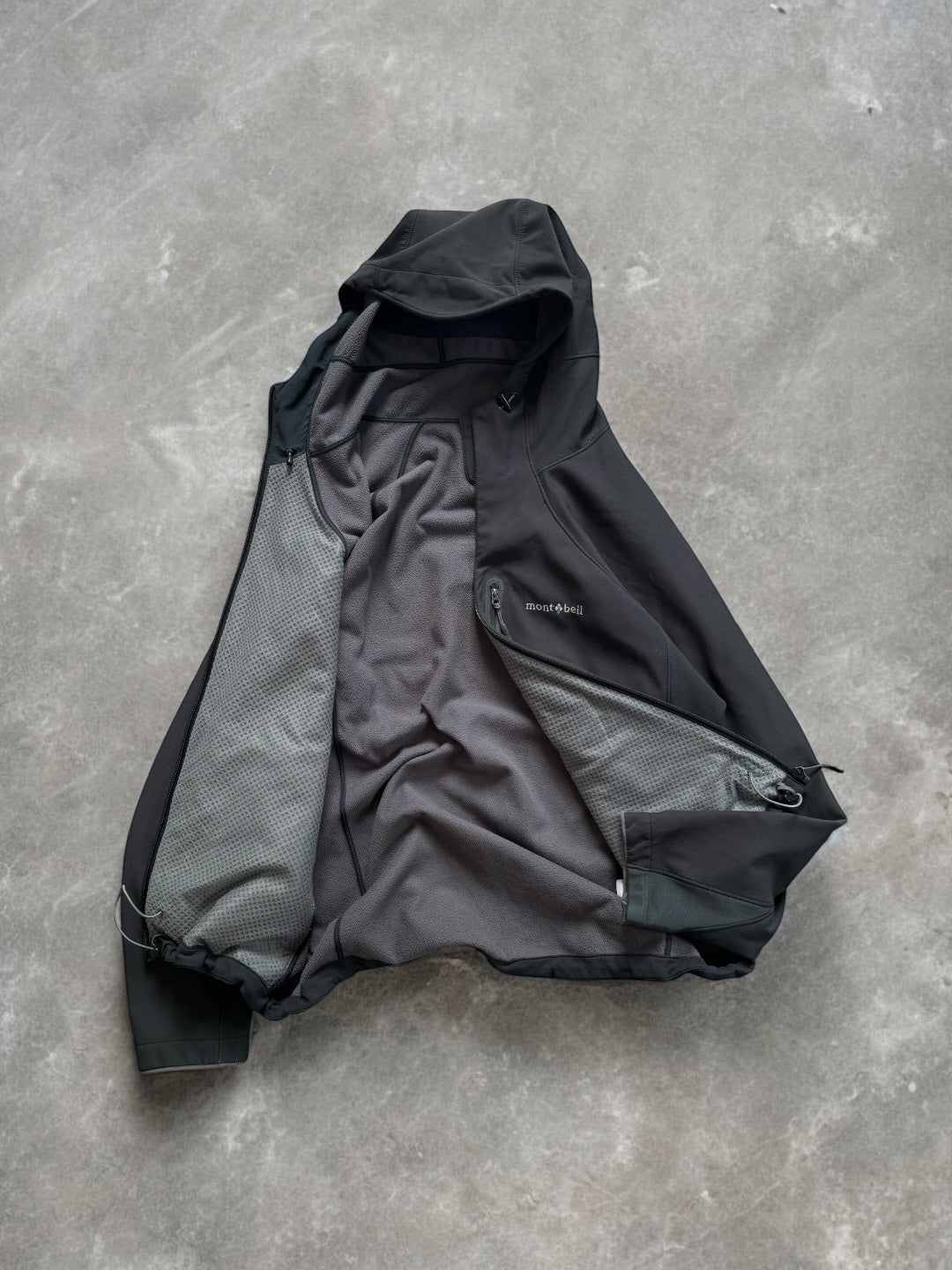 Vintage dark grey Montbell technical soft shell jacket (M)