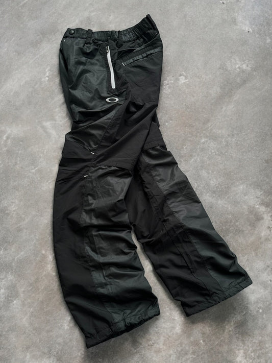 Vintage 2000's Oakley archival technical cargo pants (S)