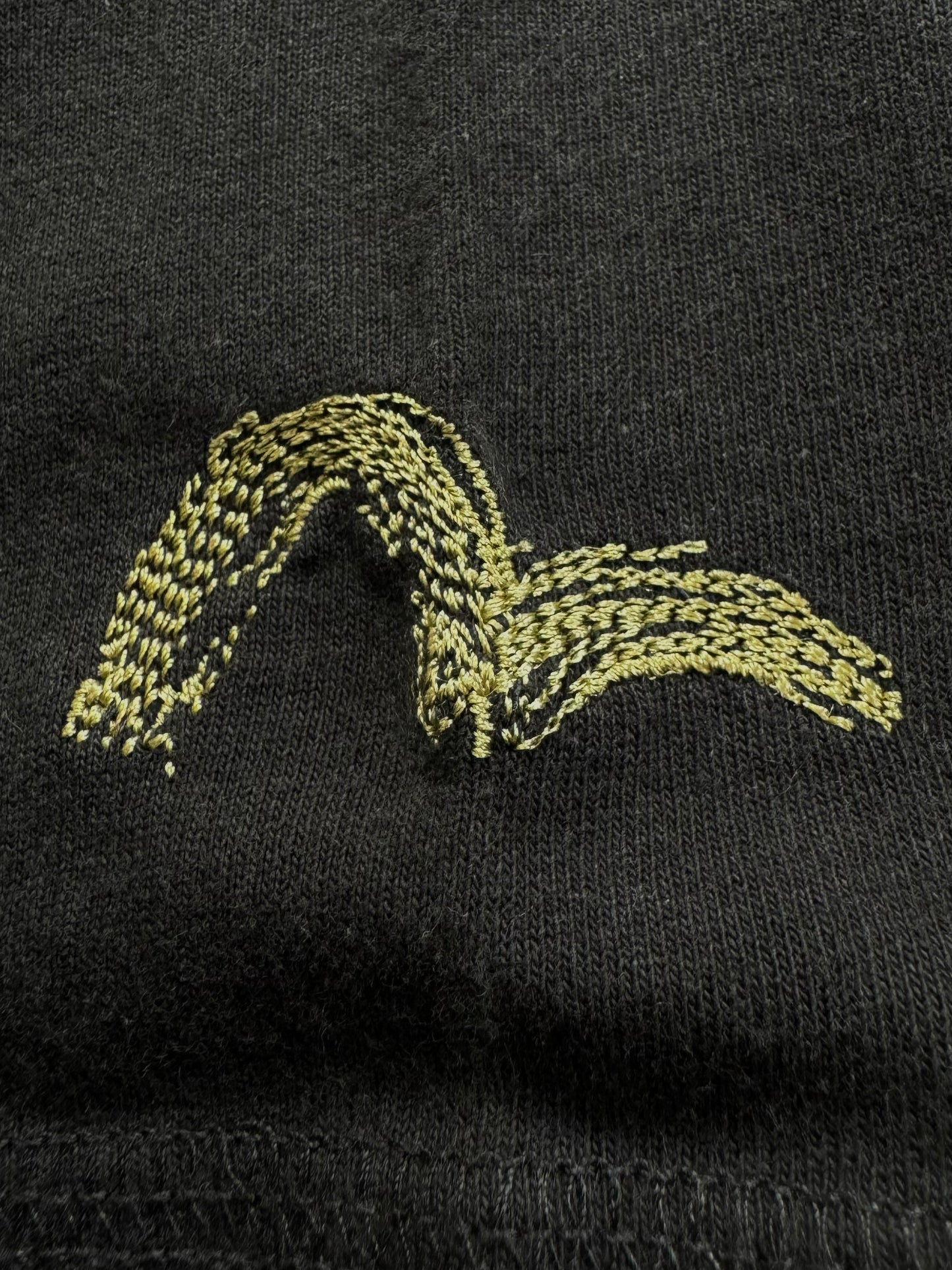 Vintage 90's Evisu embroidered
gull t shirt (S)