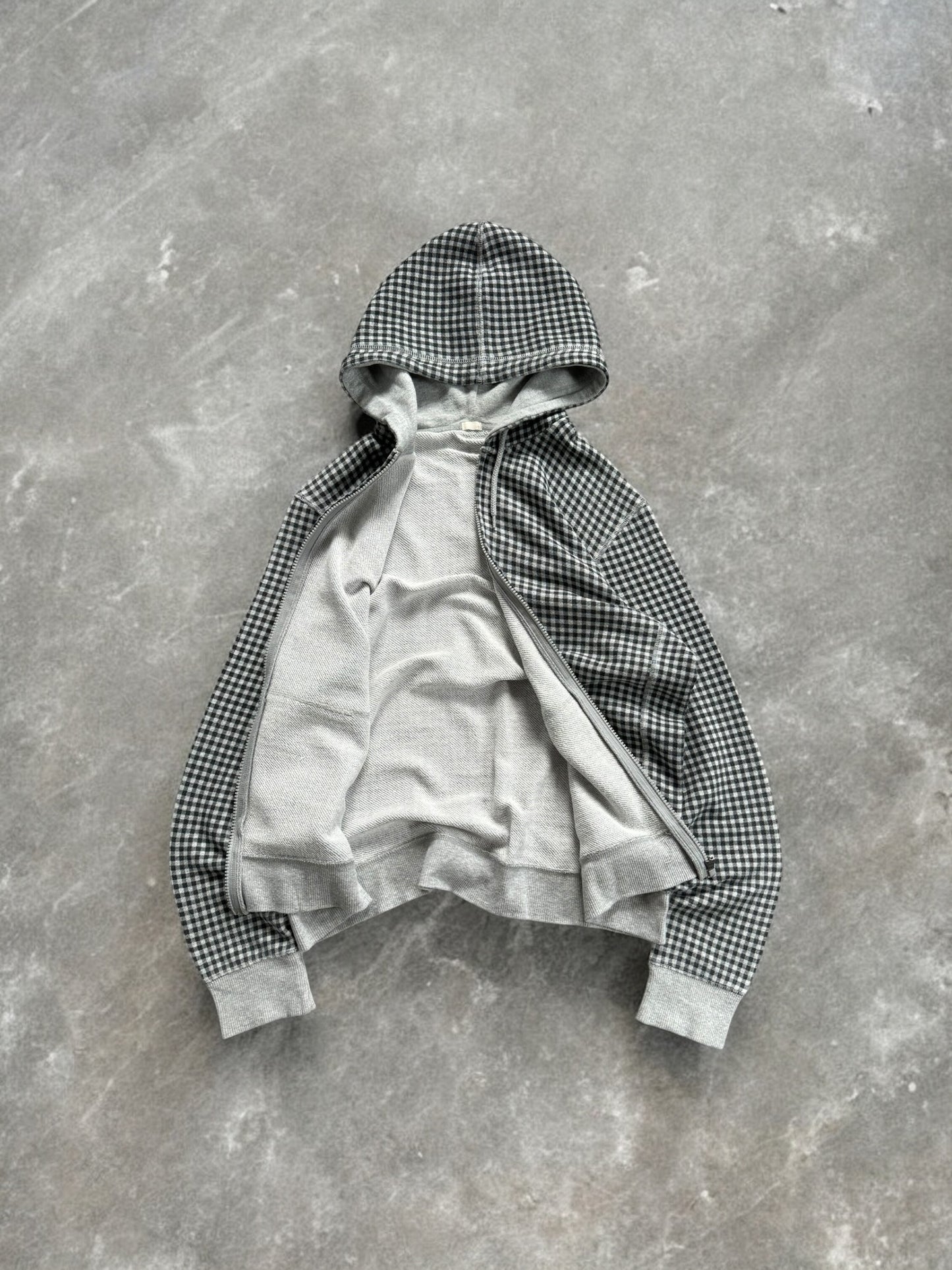 Vintage grey and black Uniqlo tartan / plaid technical zip up hoodie (M)