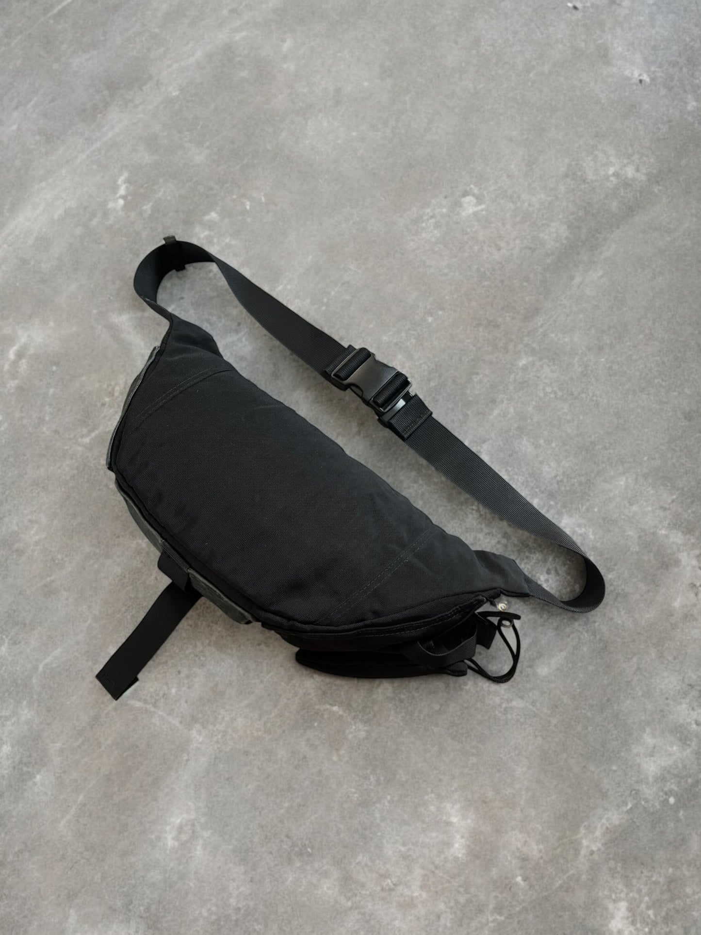Vintage 90's black and grey archival ToughJeans
INC technical metal clip sling bag / waist bag