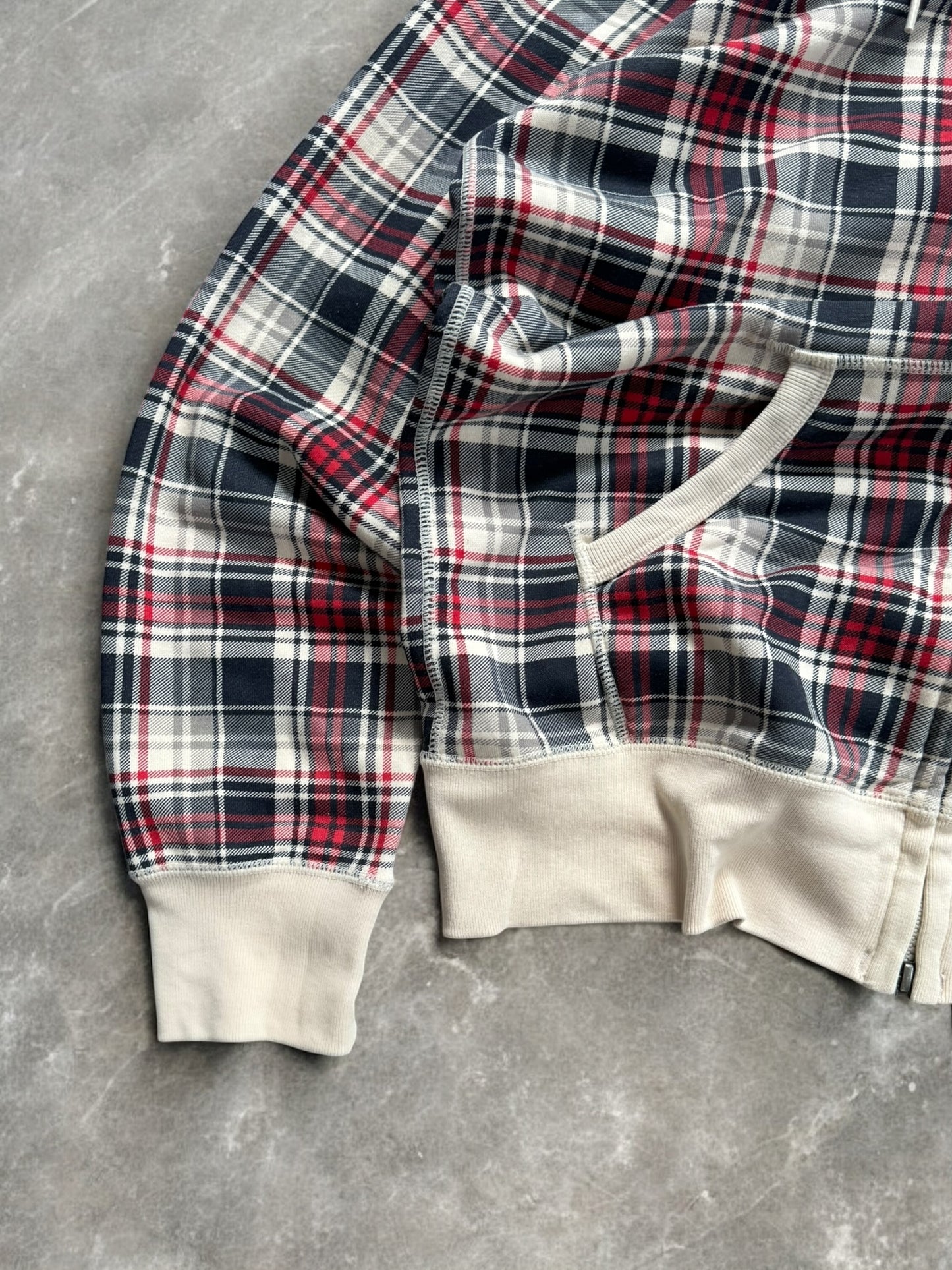 Vintage navy blue red and cream Uniqlo tartan / plaid zip up hoodie (S)