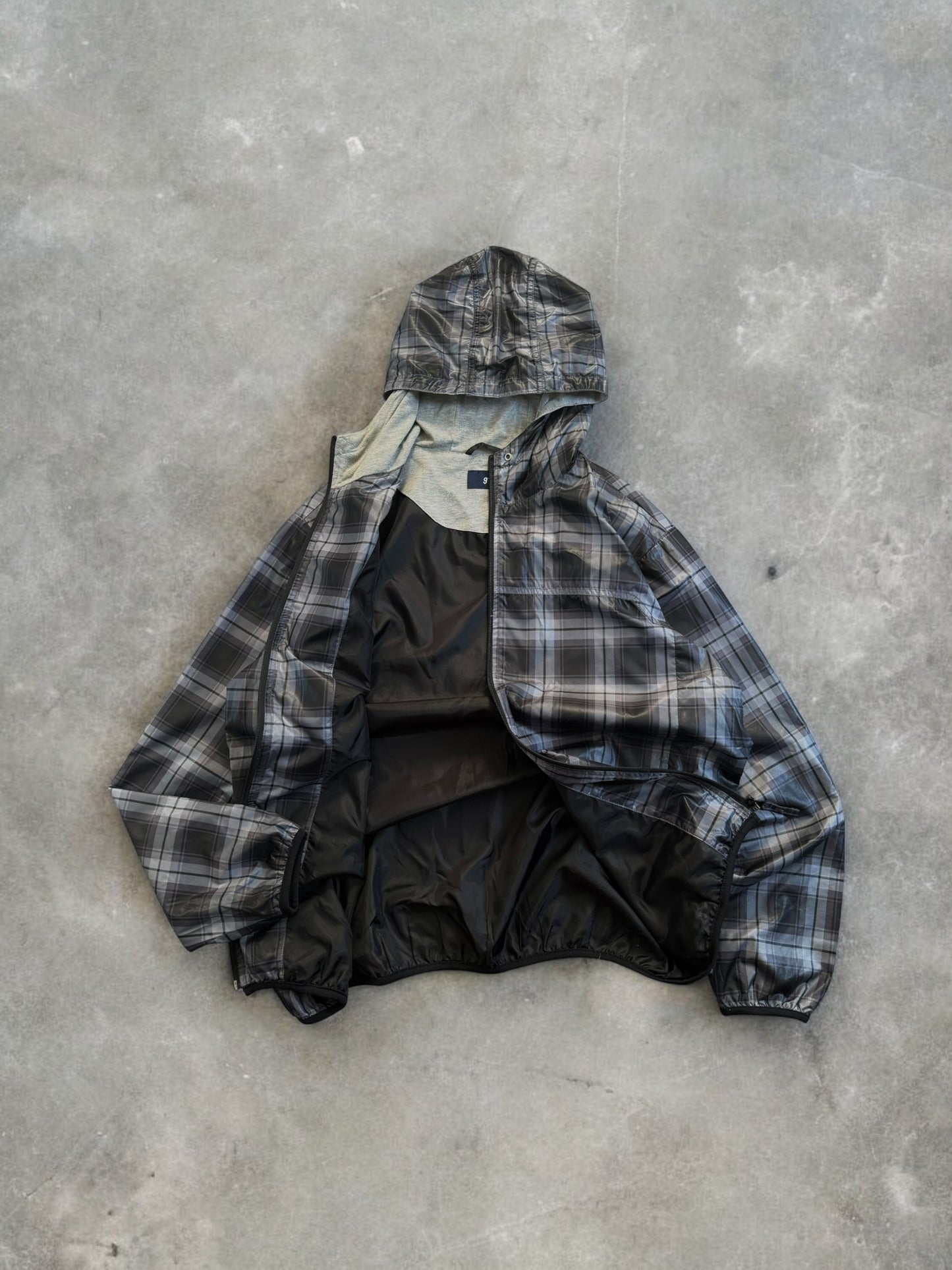 Vintage grey and black Uniqlo tartan / plaid technical jacket (L)