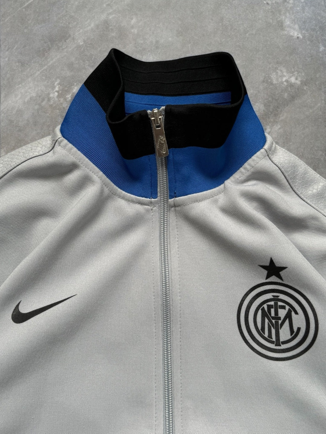 Vintage grey black and blue Nike Inter Milan football track jacket (M)