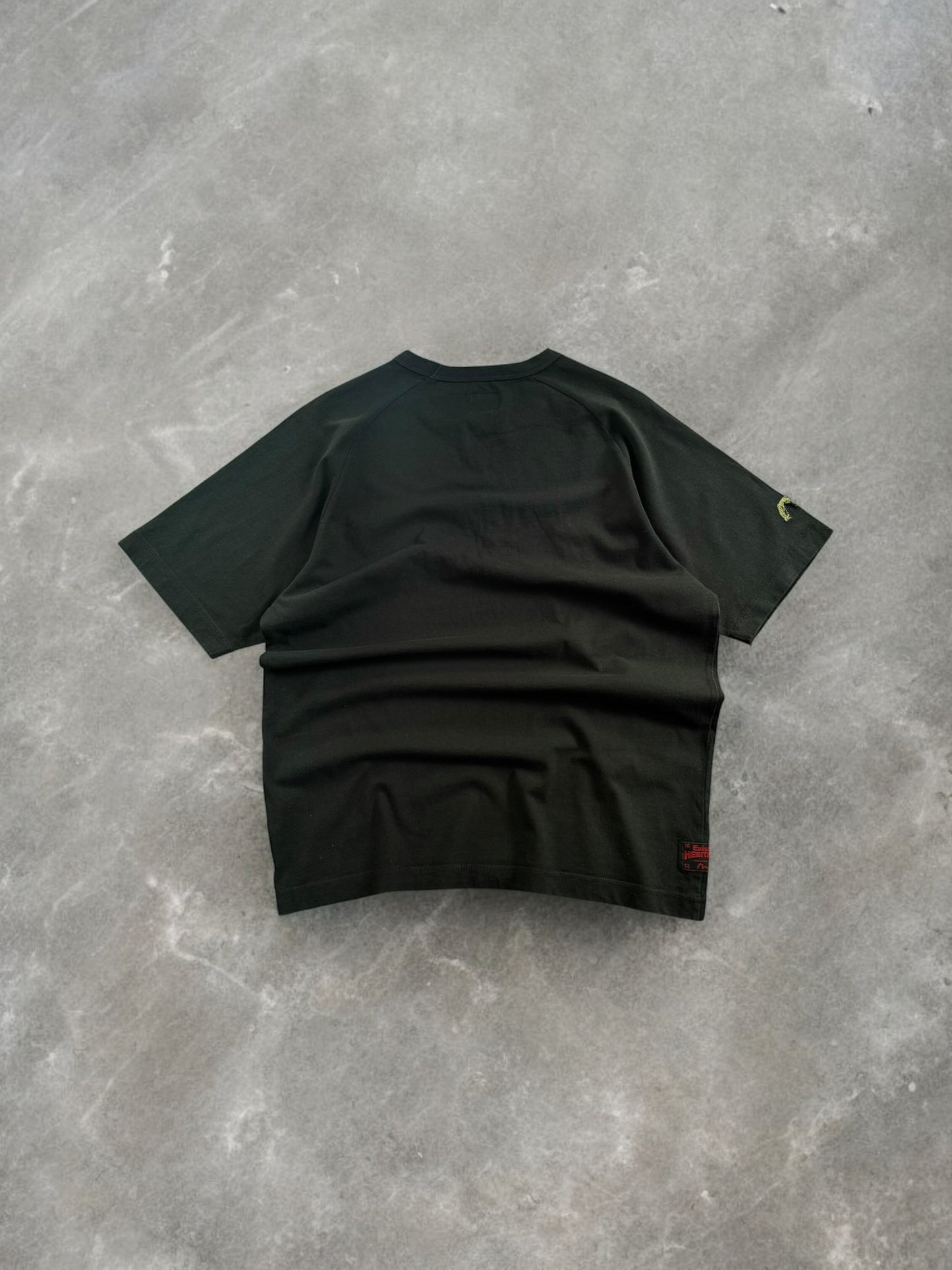 Vintage 90's Evisu embroidered
gull t shirt (S)