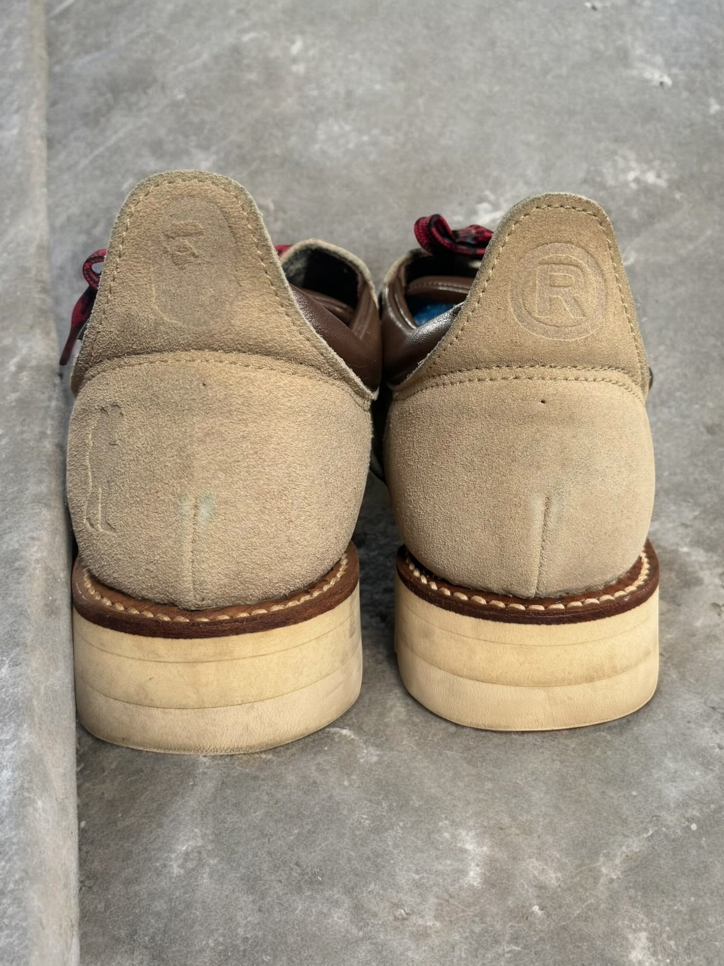 Vintage 90's cream and brown Bape hiking trainers / low top boots (UK9)
