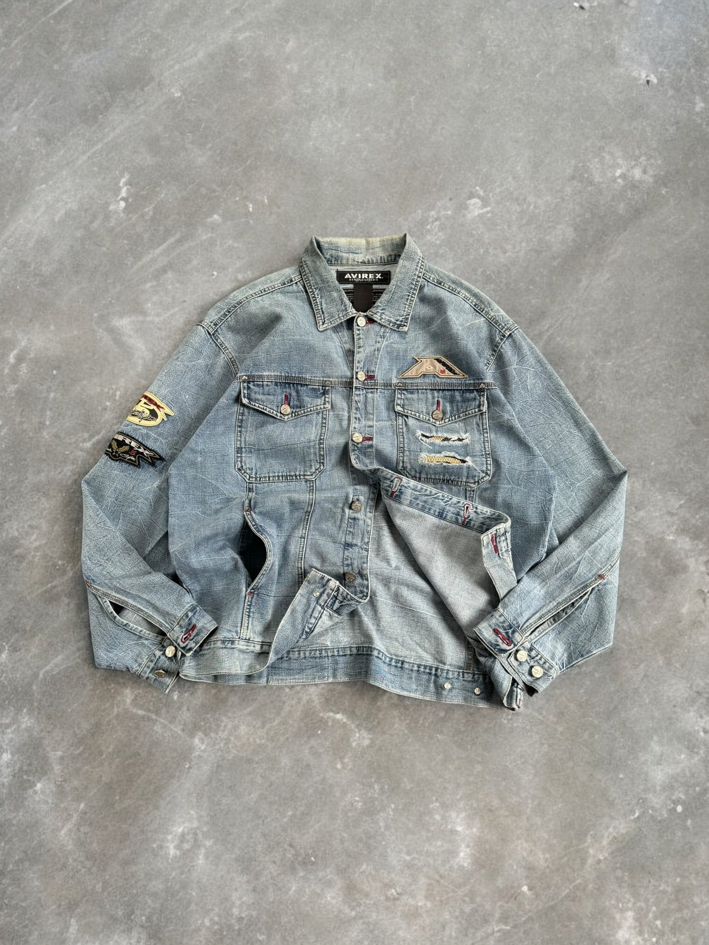 Vintage 90's light wash Avirex denim jacket (XL)