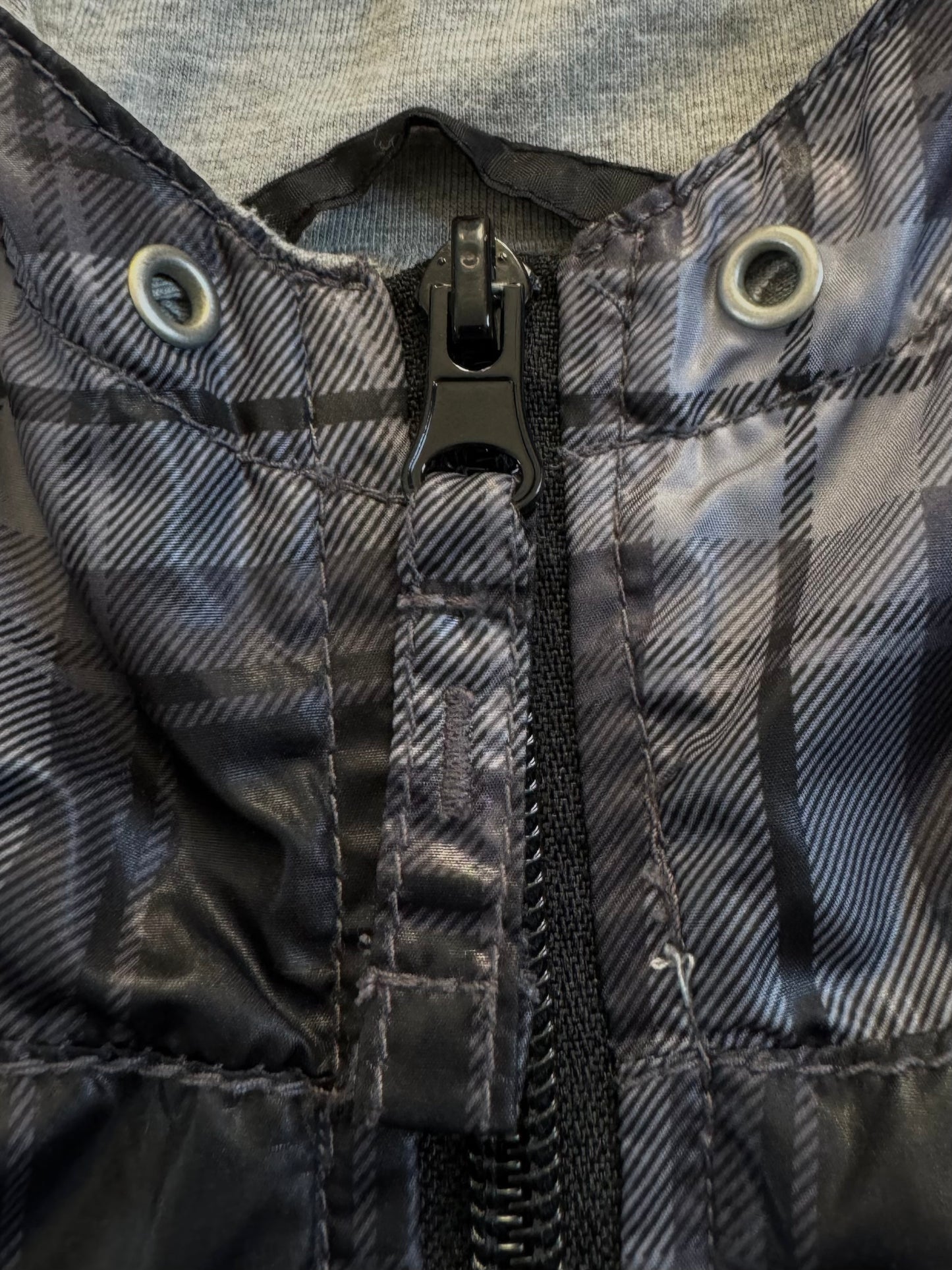 Vintage grey and black Uniqlo tartan / plaid technical jacket (L)