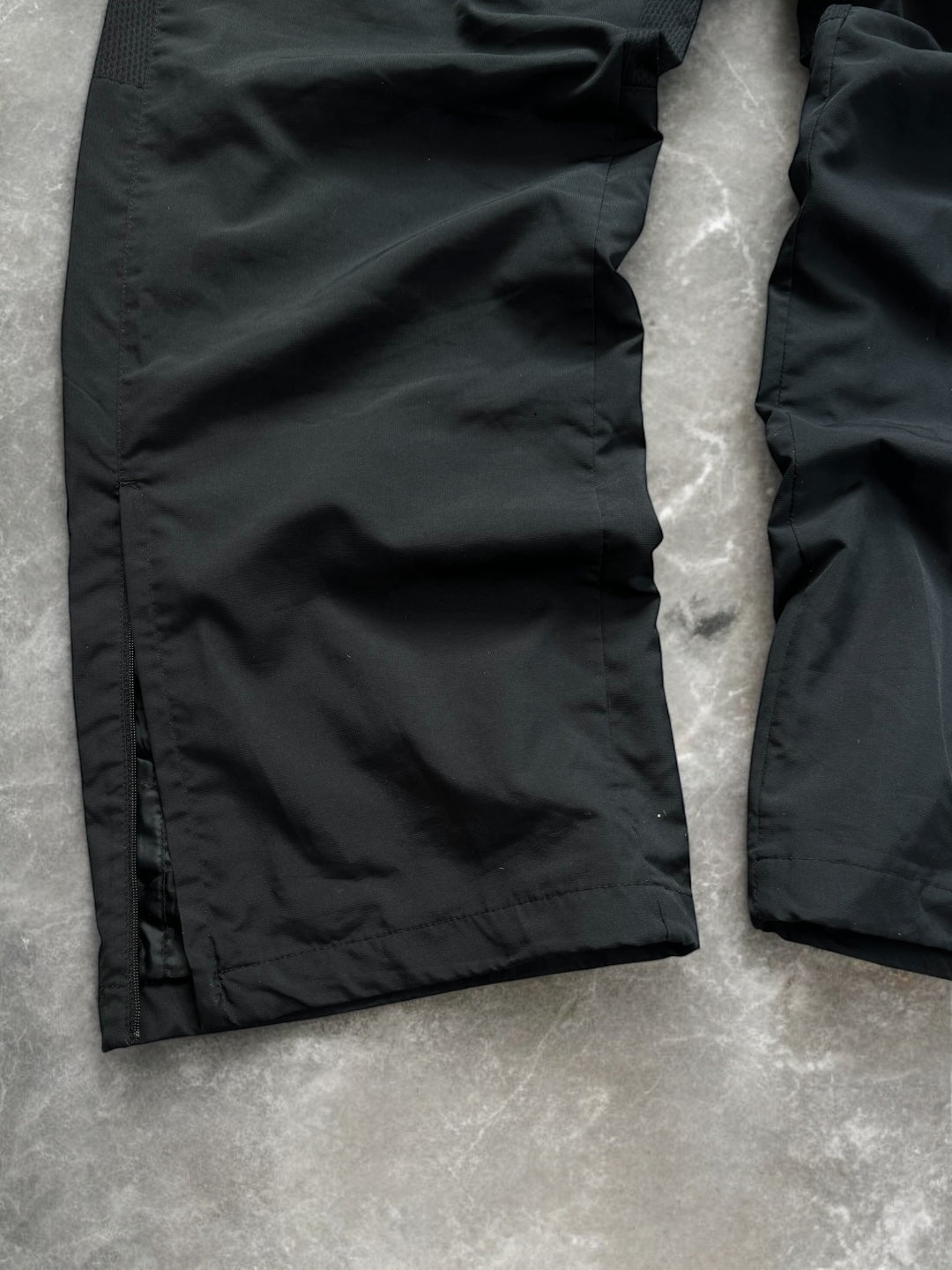 Vintage 2000's black Nike Celtic football joggers/track pants (XL)
