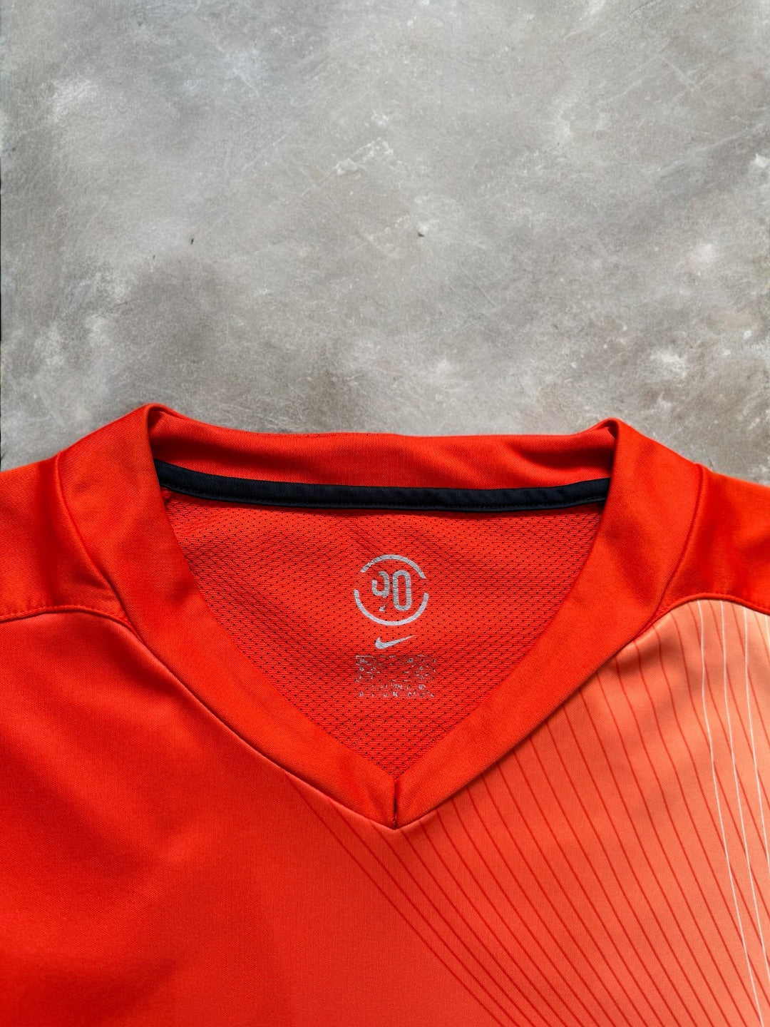 Vintage 2000's Nike T90 sunset orange two tone panelled technical t shirt (L)