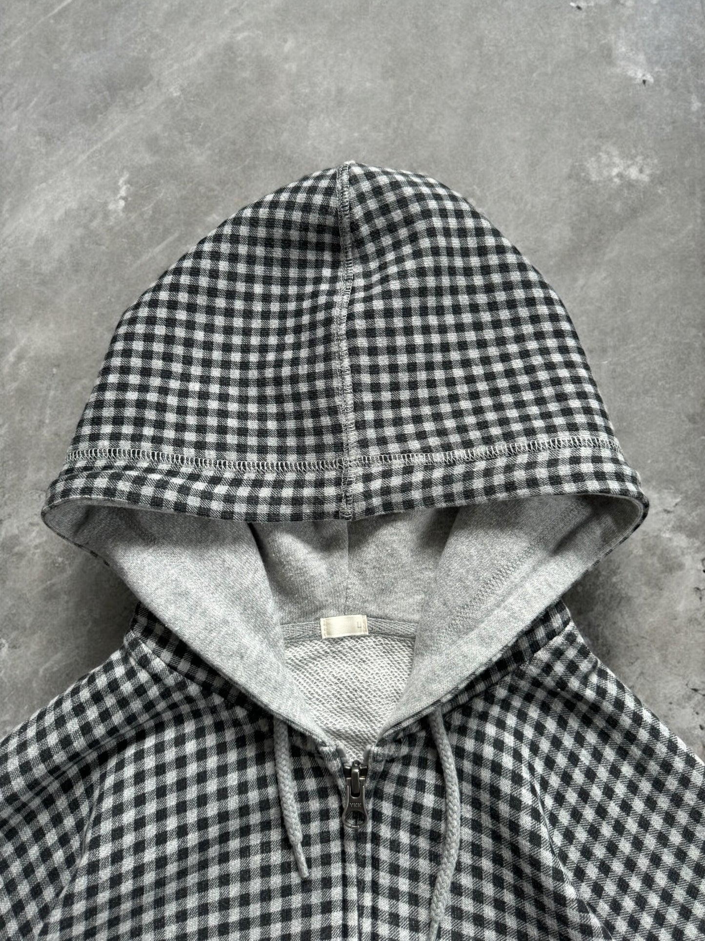Vintage grey and black Uniqlo tartan / plaid technical zip up hoodie (M)