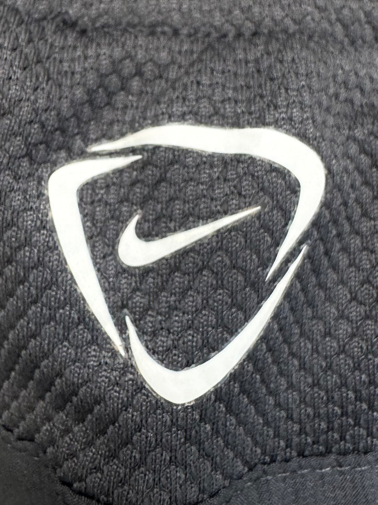 Vintage 2000's grey Nike Juventus football joggers/track pants (XL)
